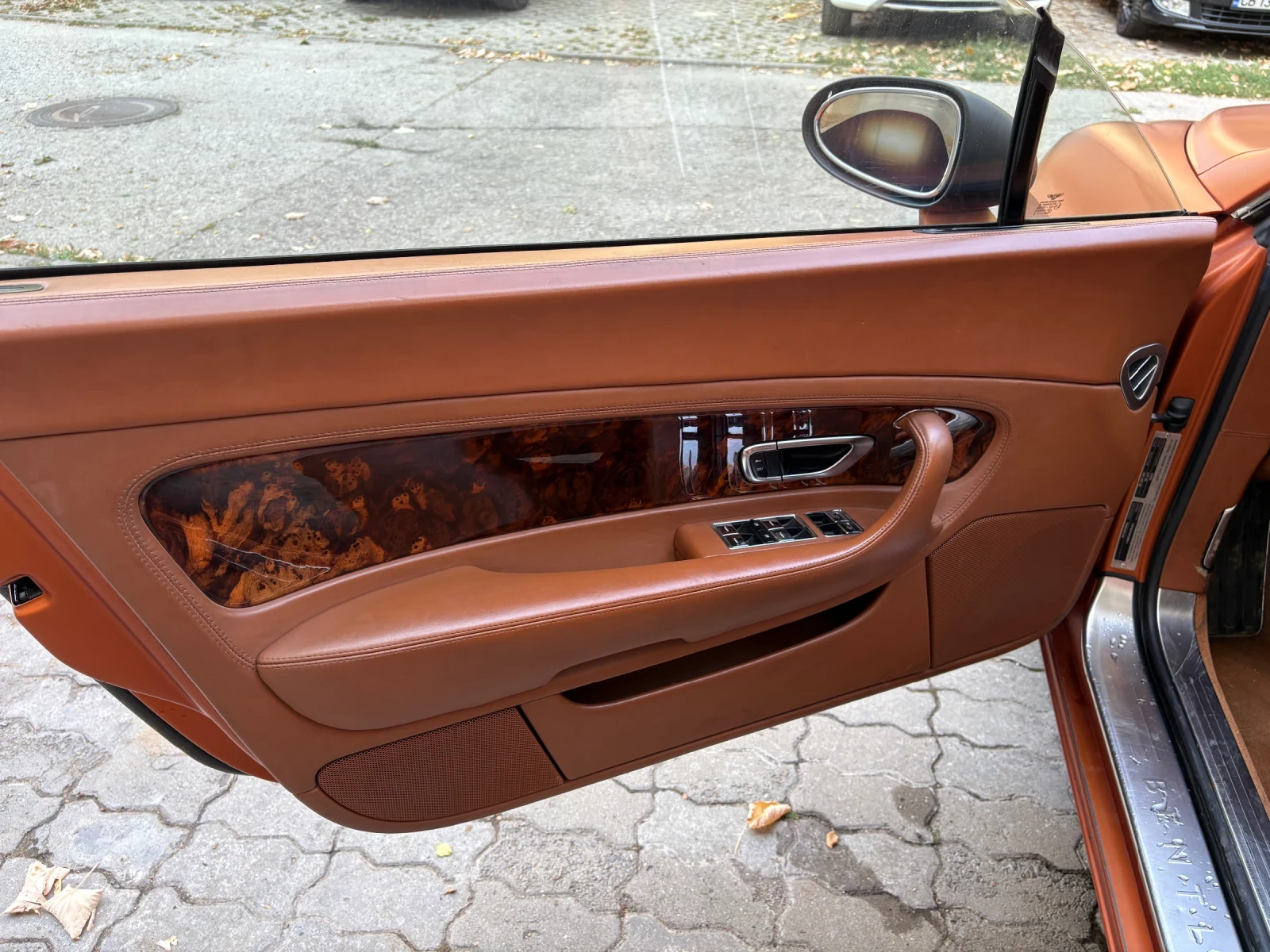Bentley Continental gt  - изображение 7