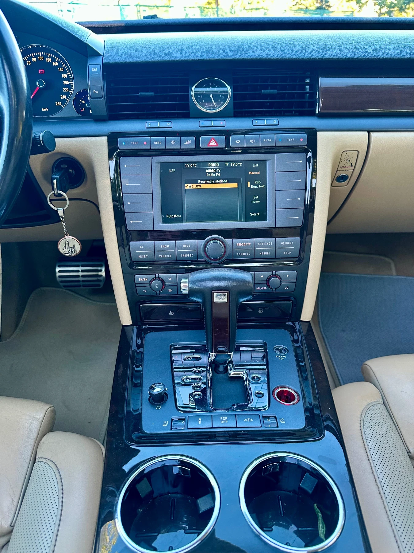 VW Phaeton 3.2 V6  | Mobile.bg   16