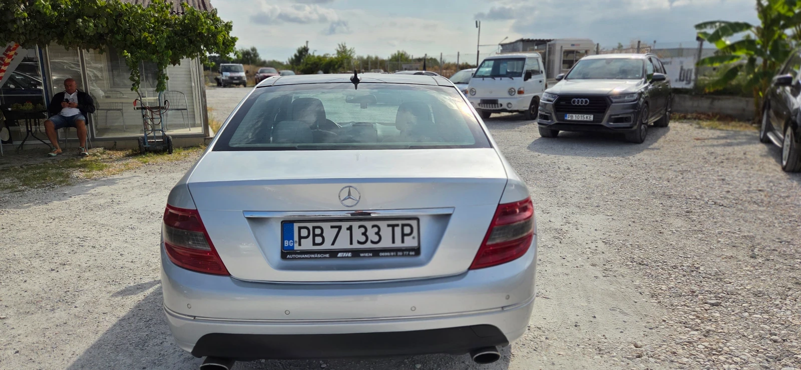 Mercedes-Benz C 320  - изображение 5