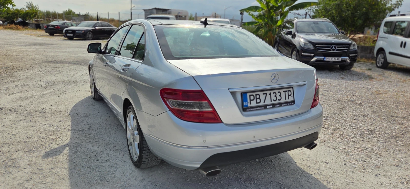 Mercedes-Benz C 320  - изображение 6
