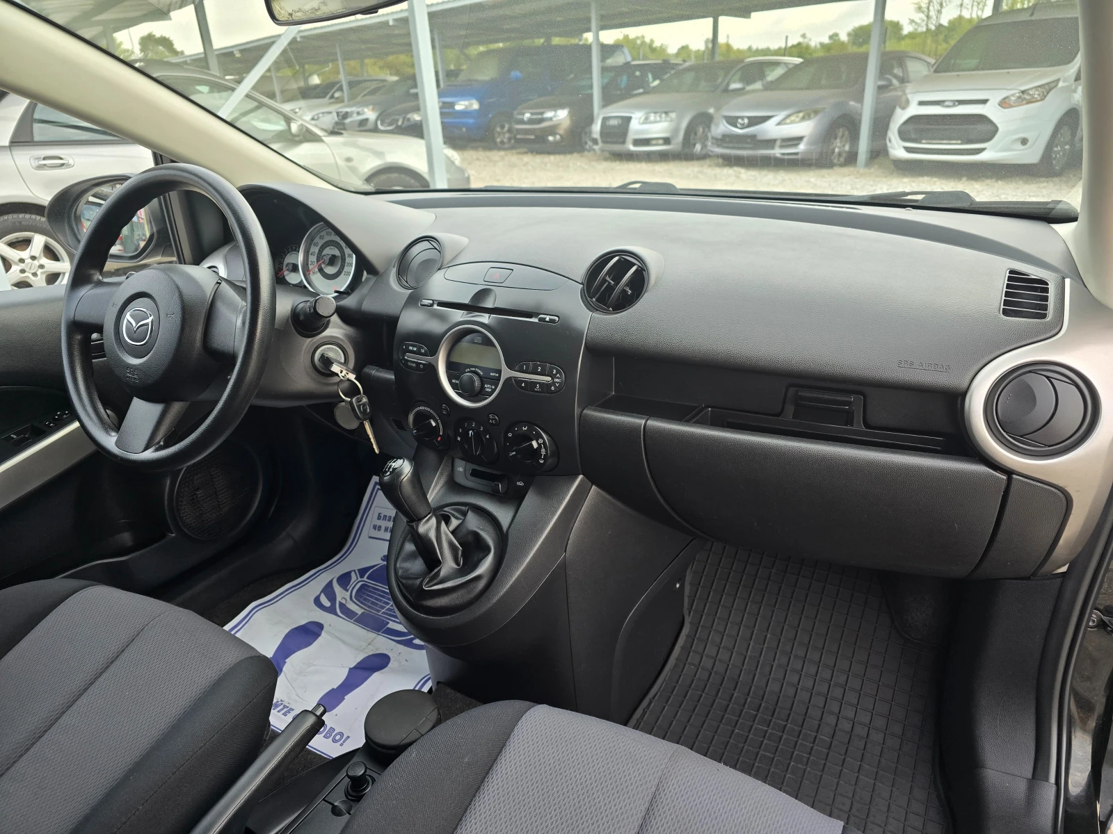 Mazda 2 1.3 БЕНЗИН ! ! РЕАЛНИ КИЛОМЕТРИ - изображение 9