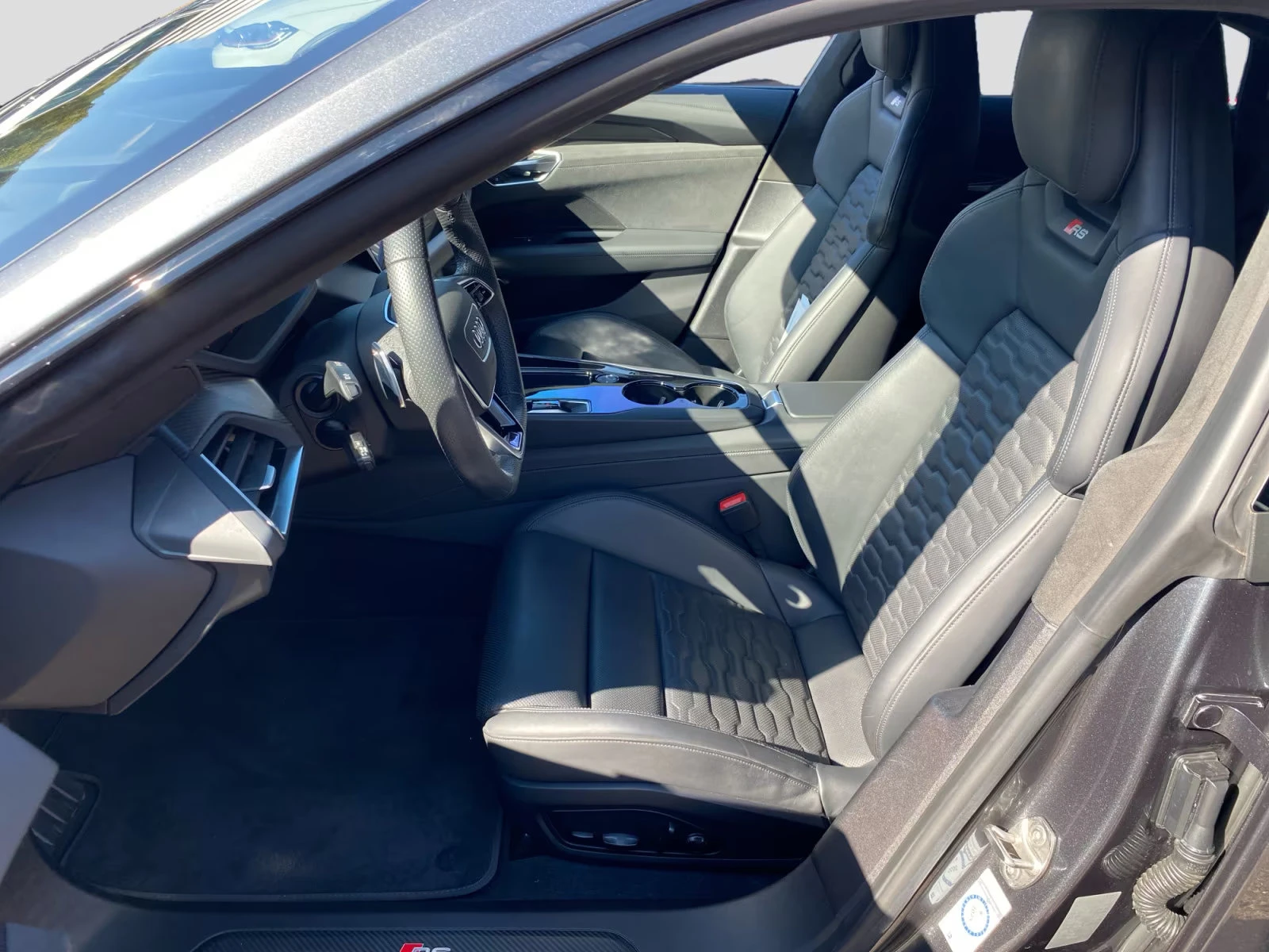 Audi E-Tron GT RS/598HP/QUATTRO/ACC/360/NAVI//HUD/759v | Mobile.bg   10