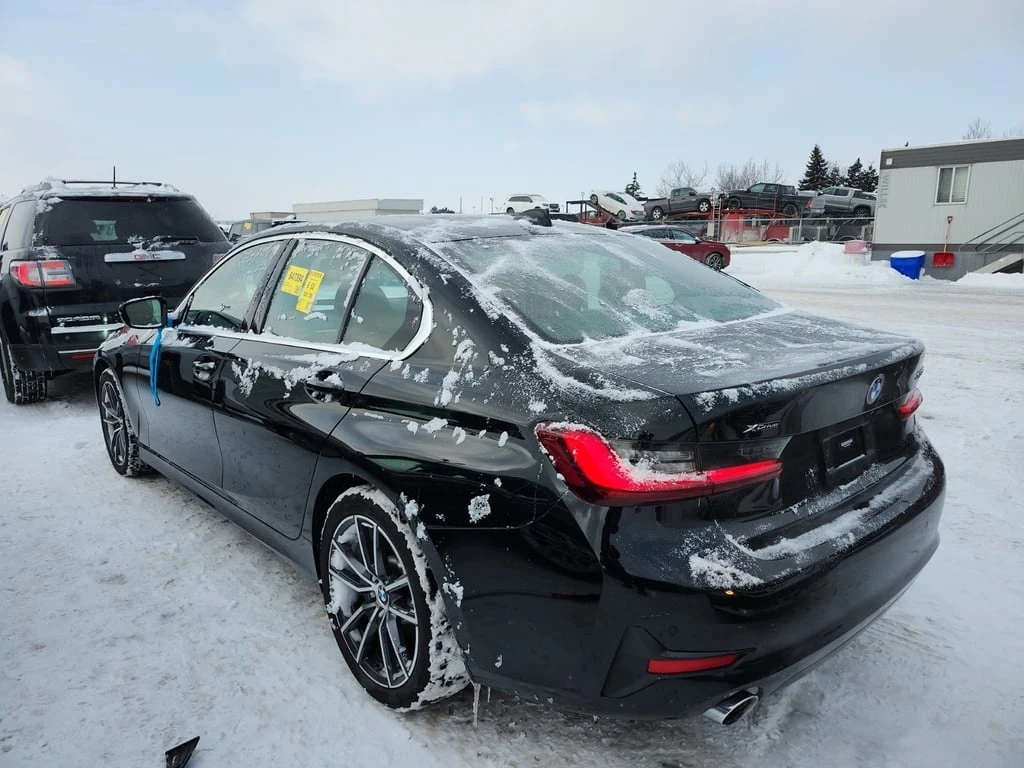 BMW 330 * 330i xDrive * CARFAX * ЦЕНА ДО БГ - изображение 3