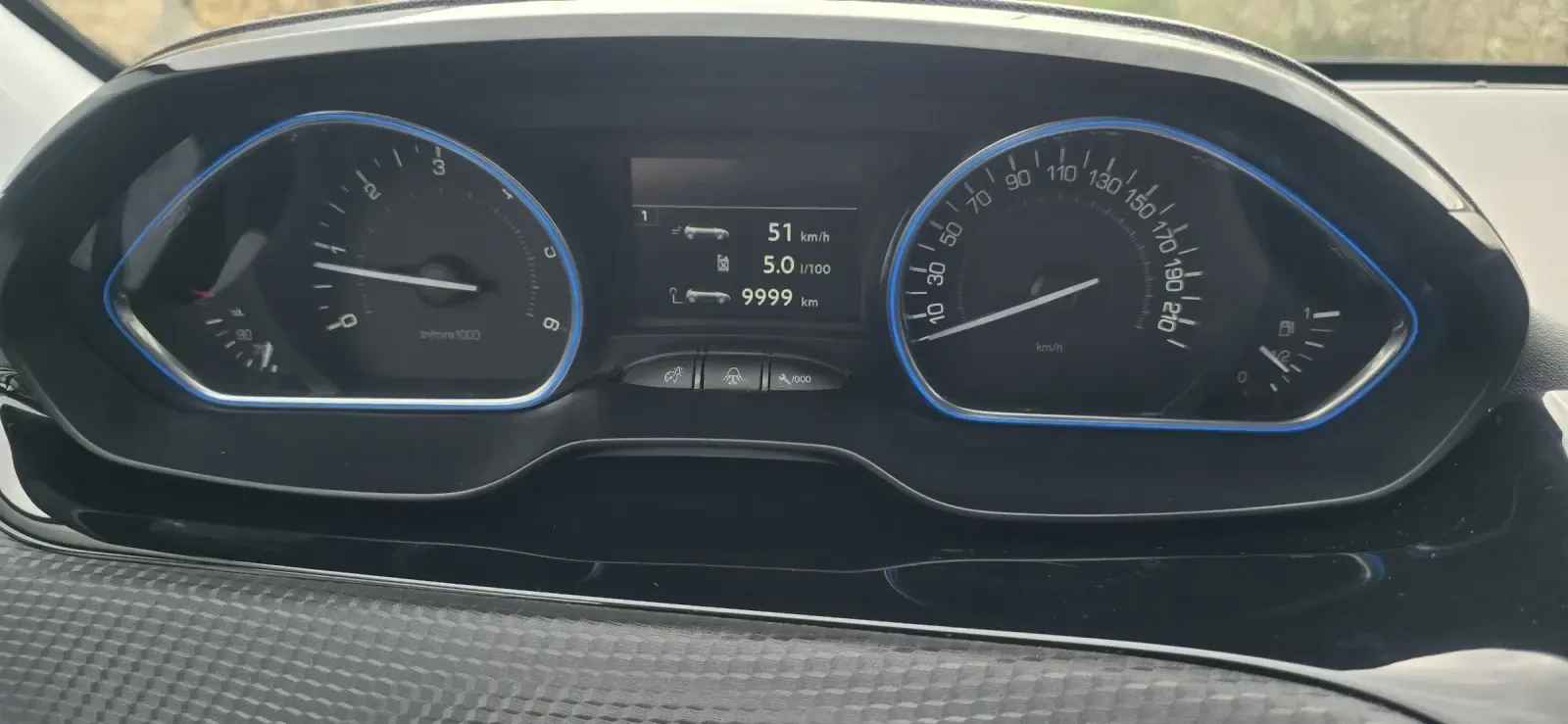 Peugeot 2008 1.6 Blue HDI 120 6 ��������  | Mobile.bg � ����������� 6