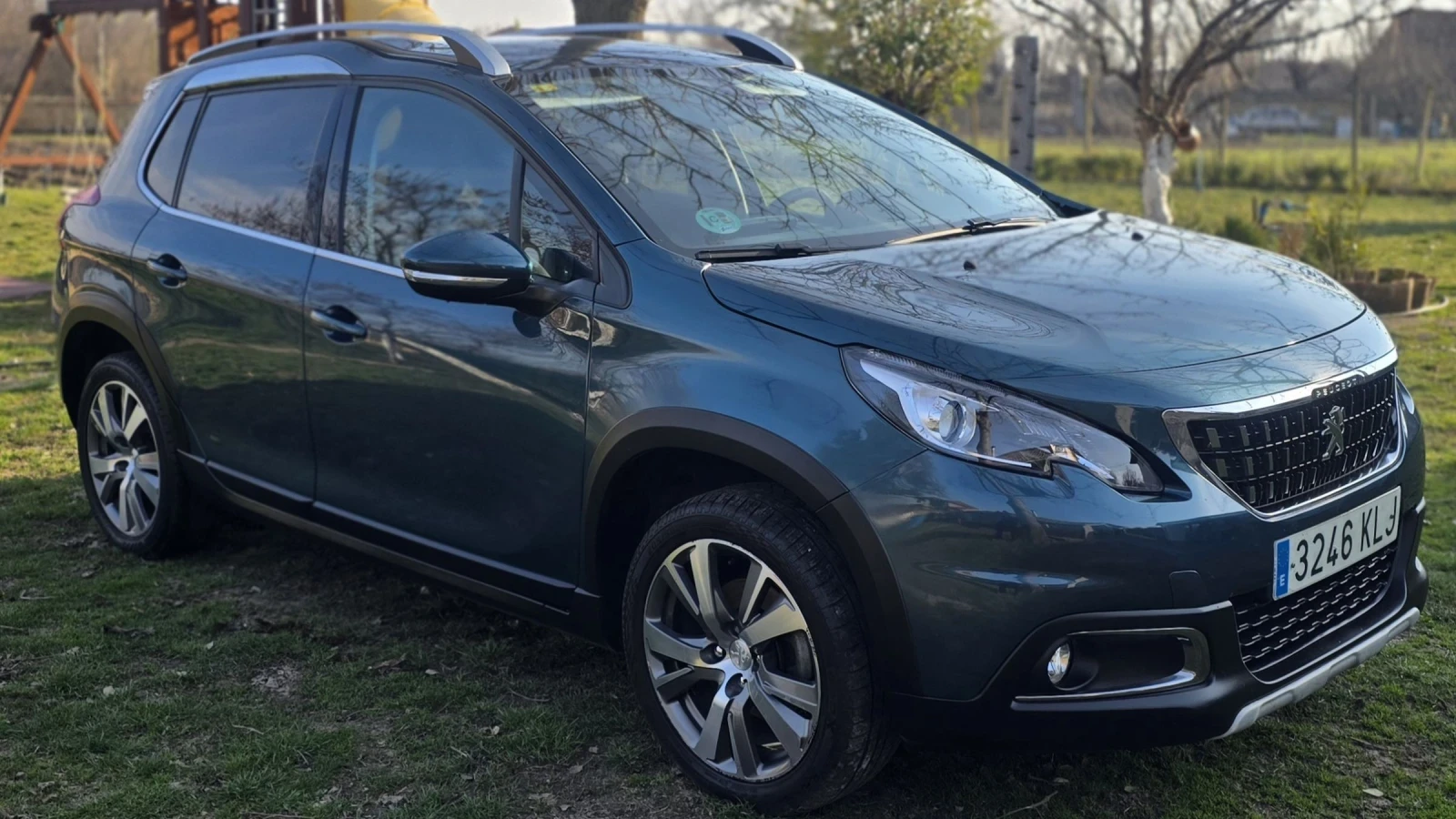 Peugeot 2008 1.6 Blue HDI 120 6 скорости Grip Control, снимка 3 - Автомобили и джипове - 53740117