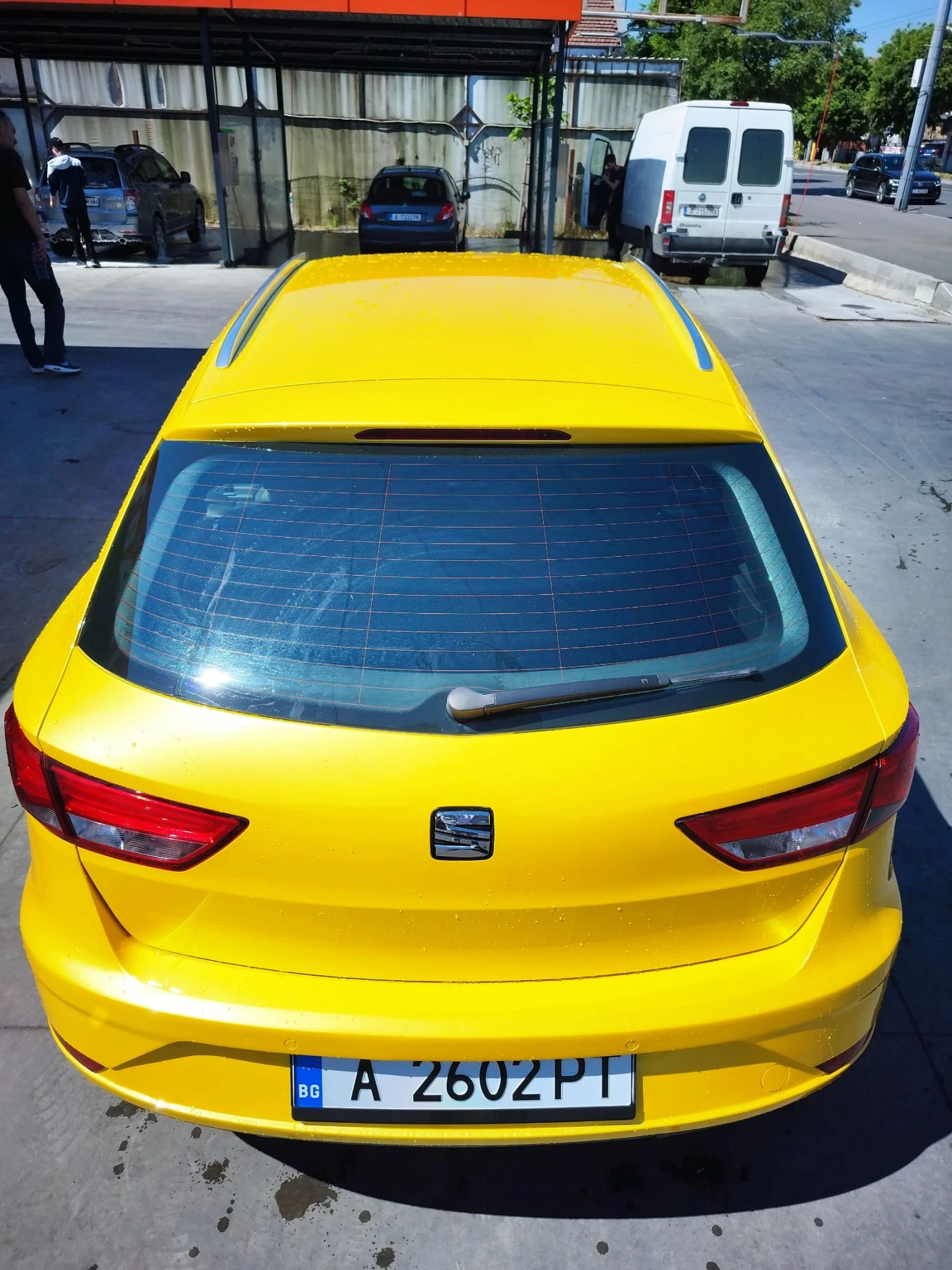 Seat Leon 1.5TGI* LED* NAV* DISTR* , снимка 12 - Автомобили и джипове - 53825396