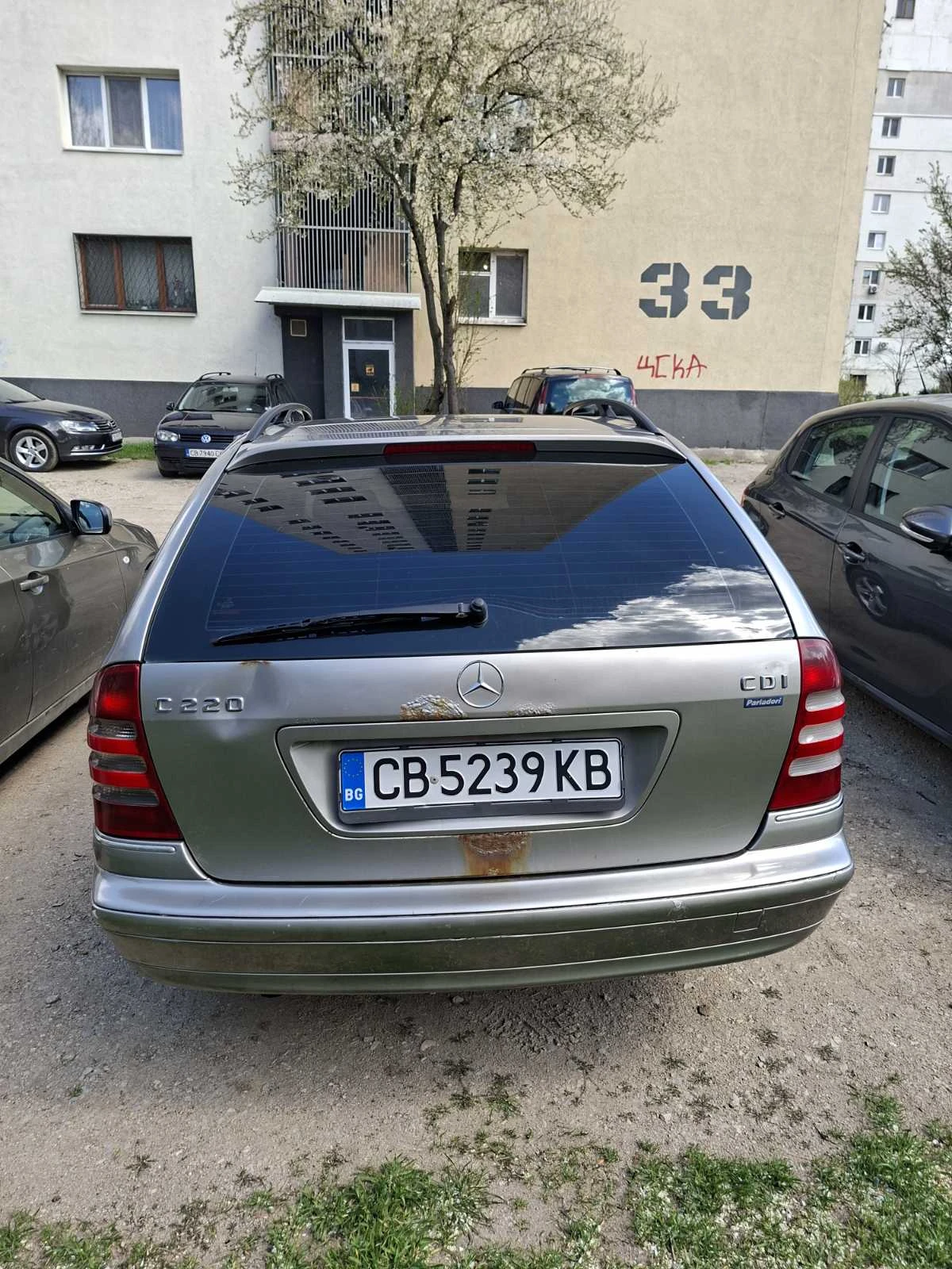 Mercedes-Benz C 220, снимка 4 - Автомобили и джипове - 54183317