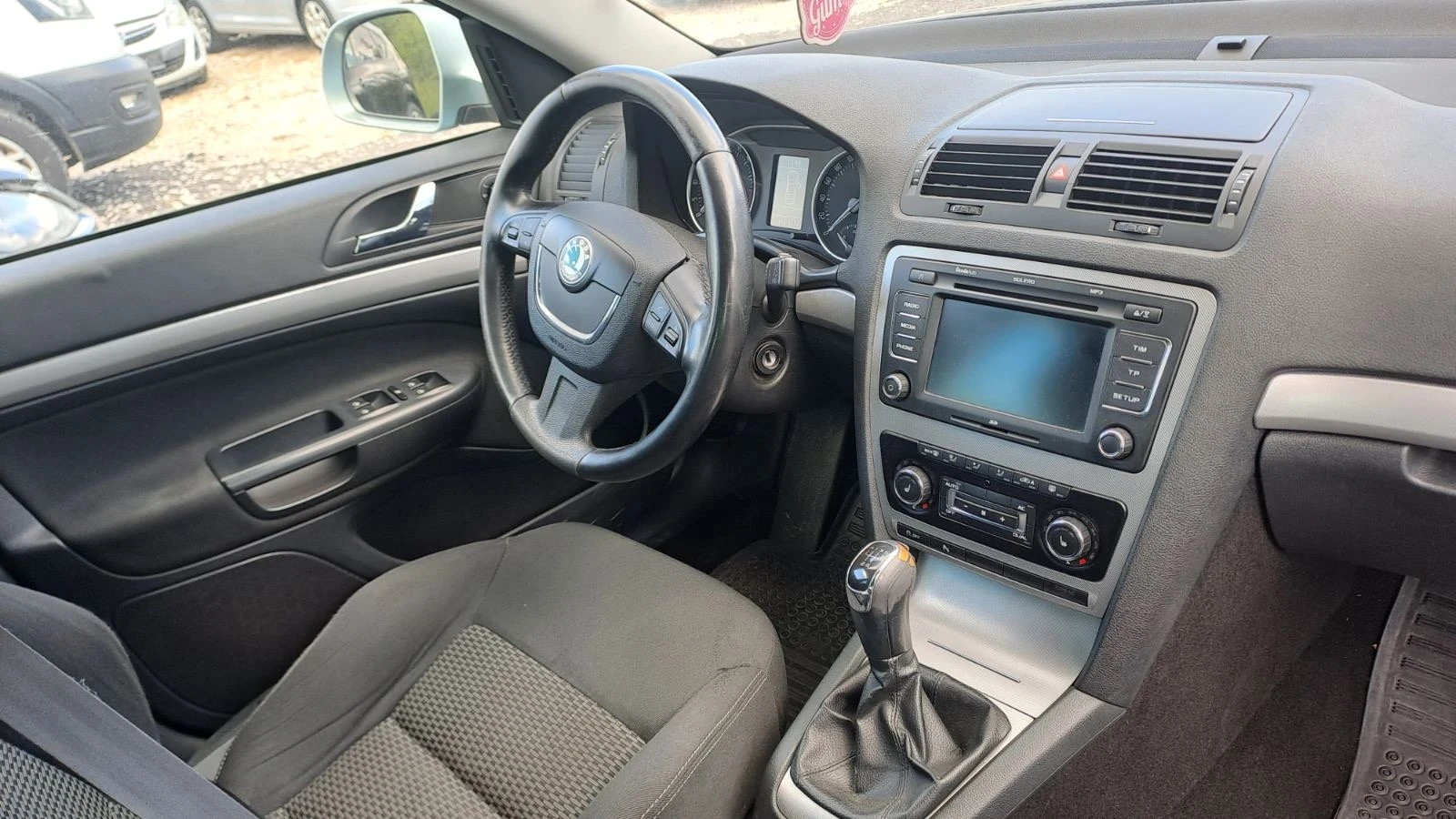 Skoda Octavia 1.9 105, снимка 5 - Автомобили и джипове - 54443271