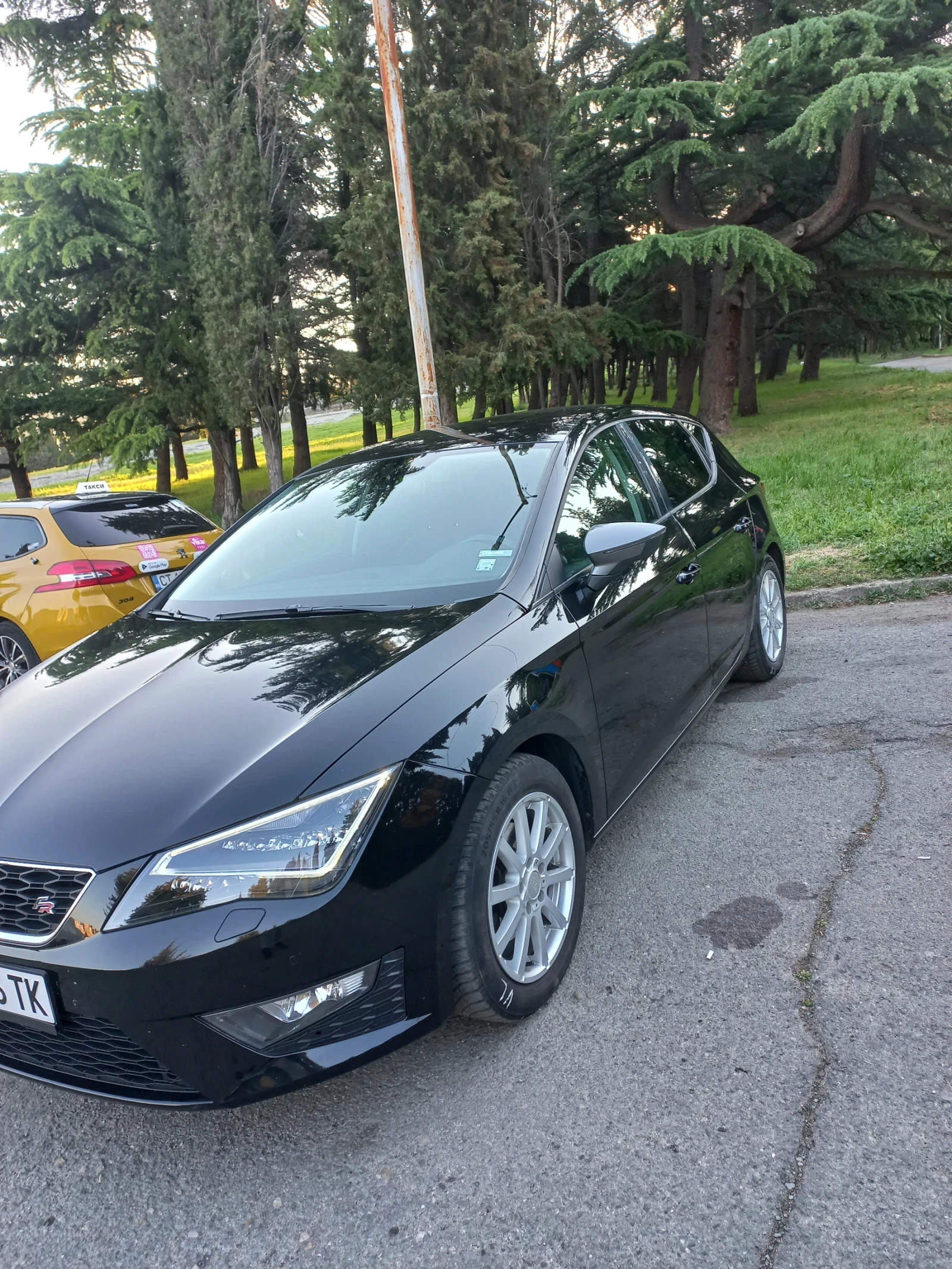 Seat Leon FR, снимка 3 - Автомобили и джипове - 54446947