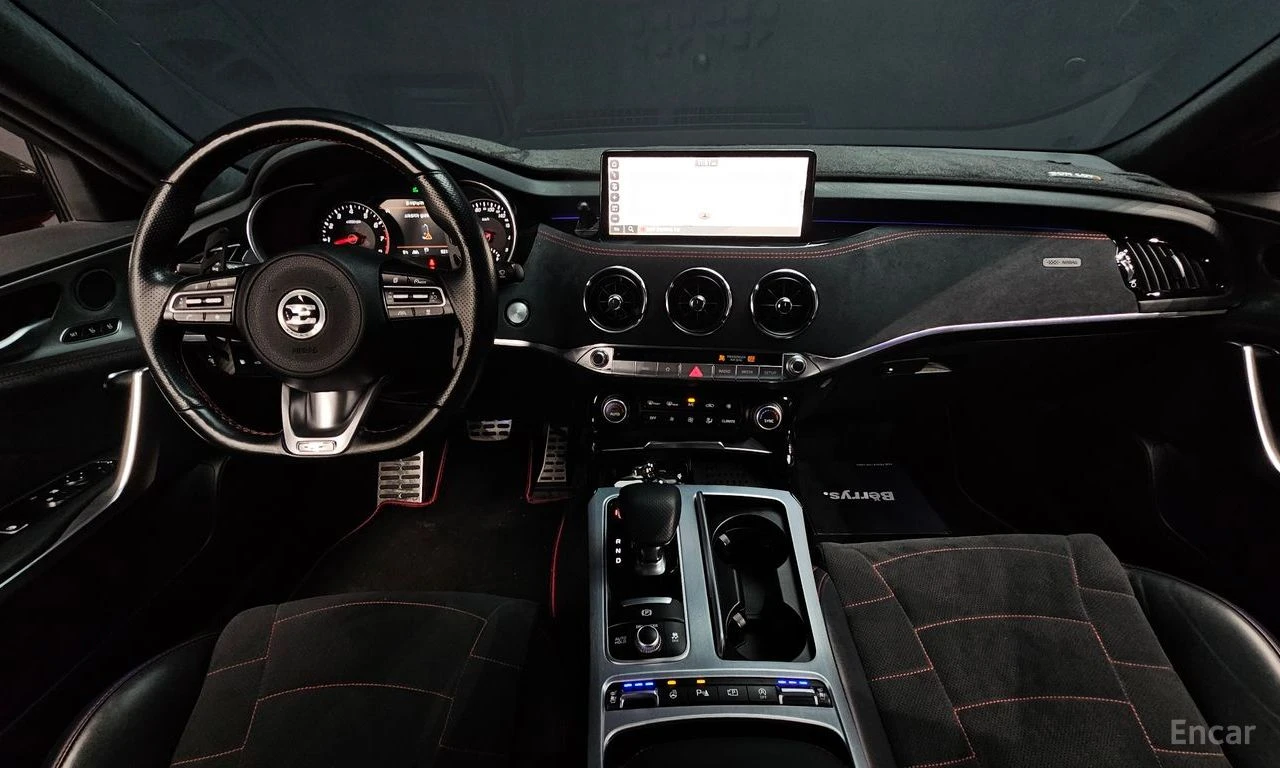 Kia Stinger 3.3 GT Masters AWD* HEAD-UP* 360 CAM* ОБДУХВАНЕ* , снимка 8 - Автомобили и джипове - 54554446