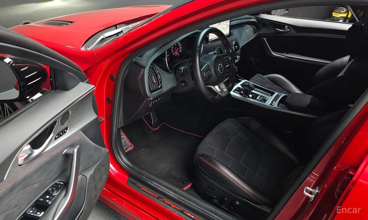 Kia Stinger 3.3 GT Masters AWD* HEAD-UP* 360 CAM* ОБДУХВАНЕ* , снимка 6 - Автомобили и джипове - 54554446