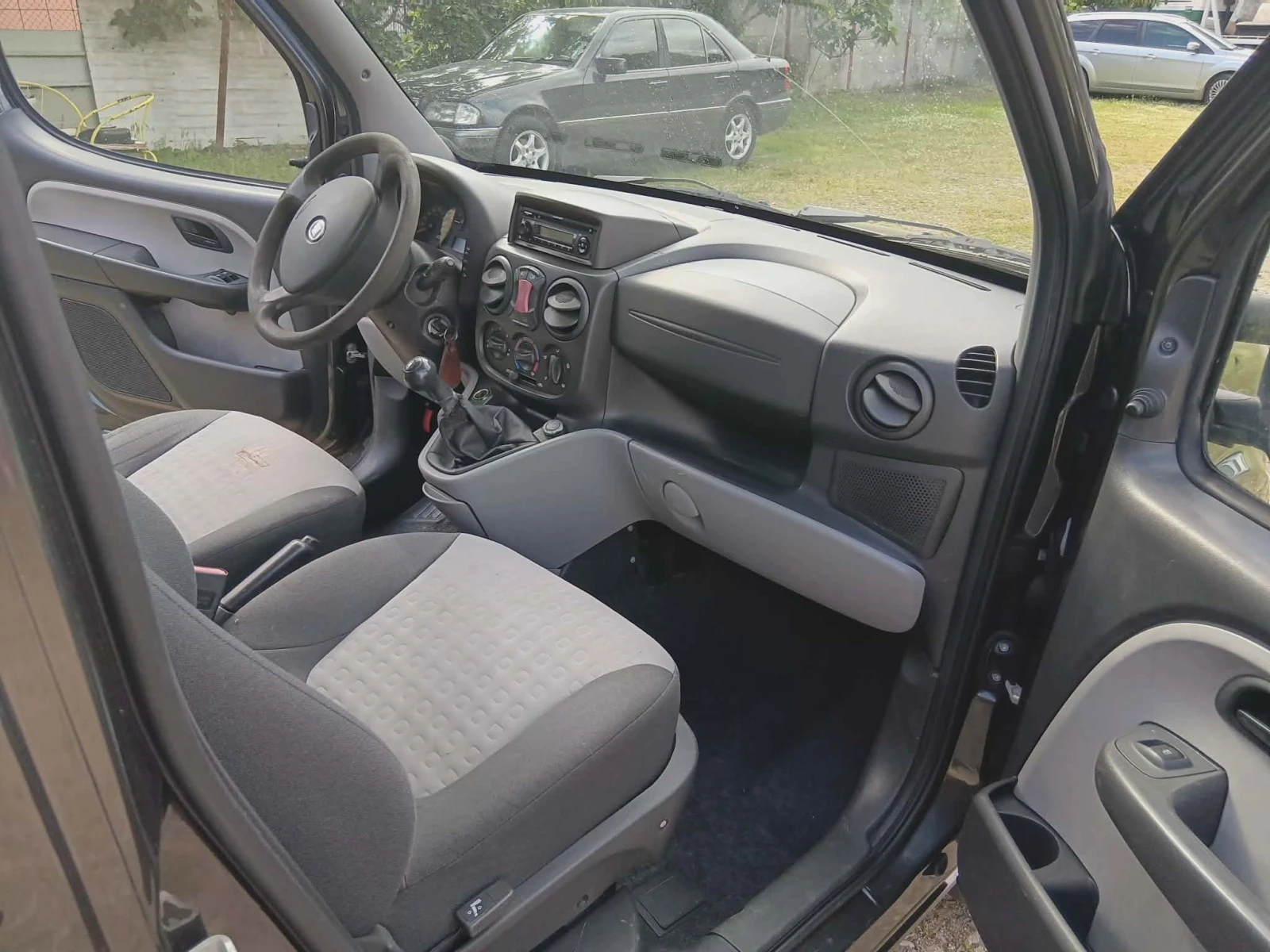 Fiat Doblo 1.6, снимка 12 - Автомобили и джипове - 54572440