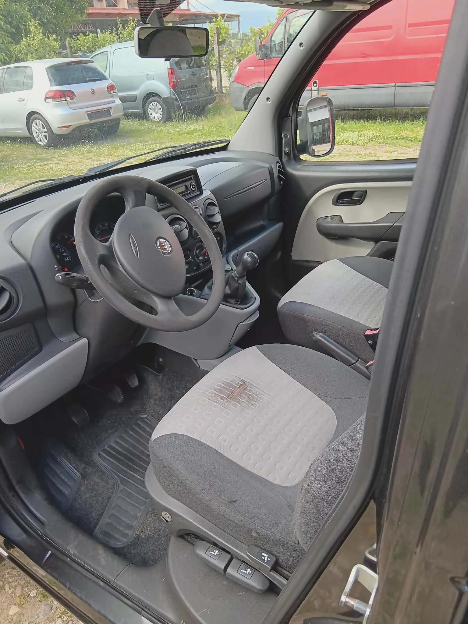 Fiat Doblo 1.6, снимка 10 - Автомобили и джипове - 54572440