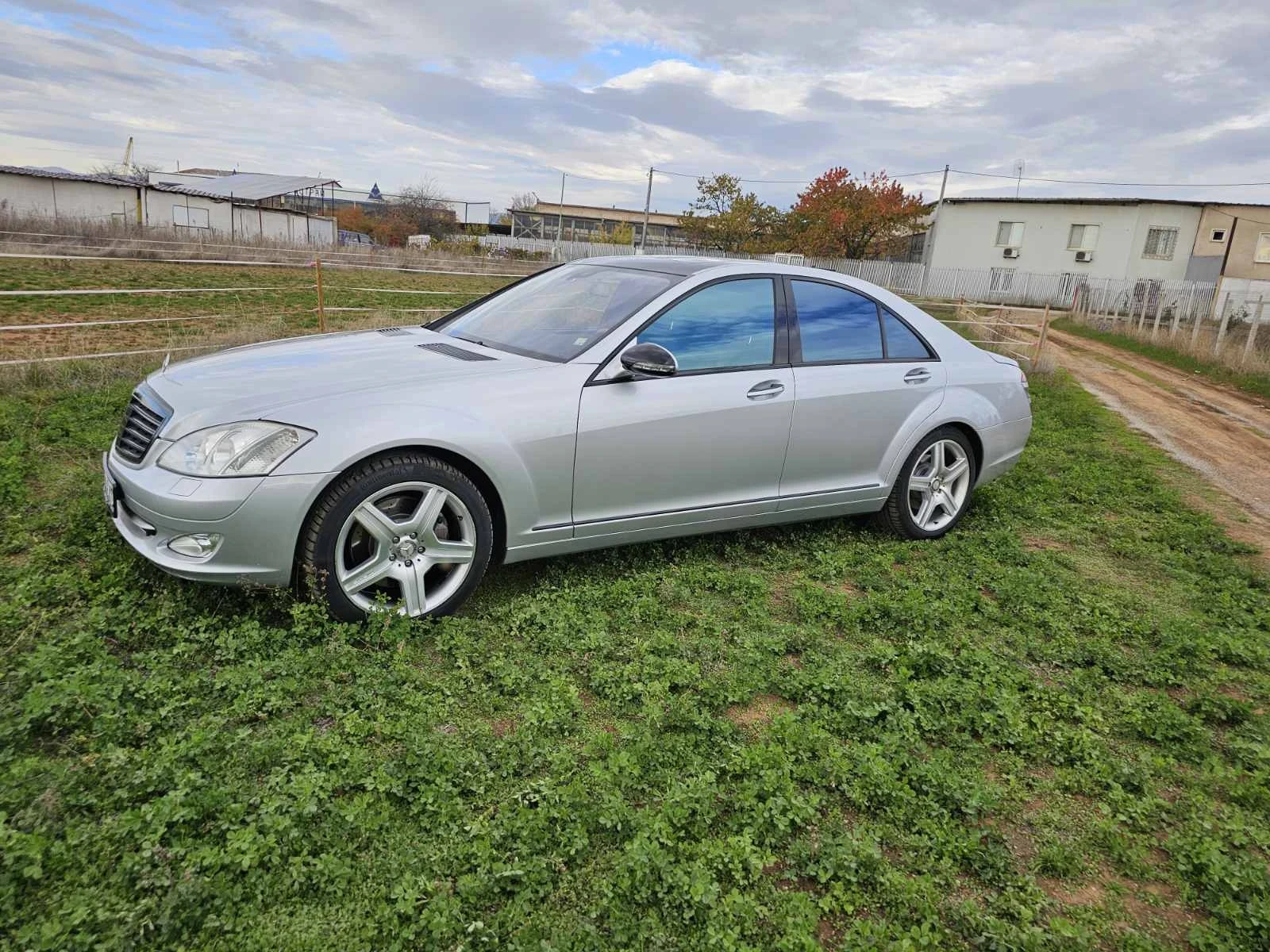 Mercedes-Benz S 500, снимка 2 - Автомобили и джипове - 54597245