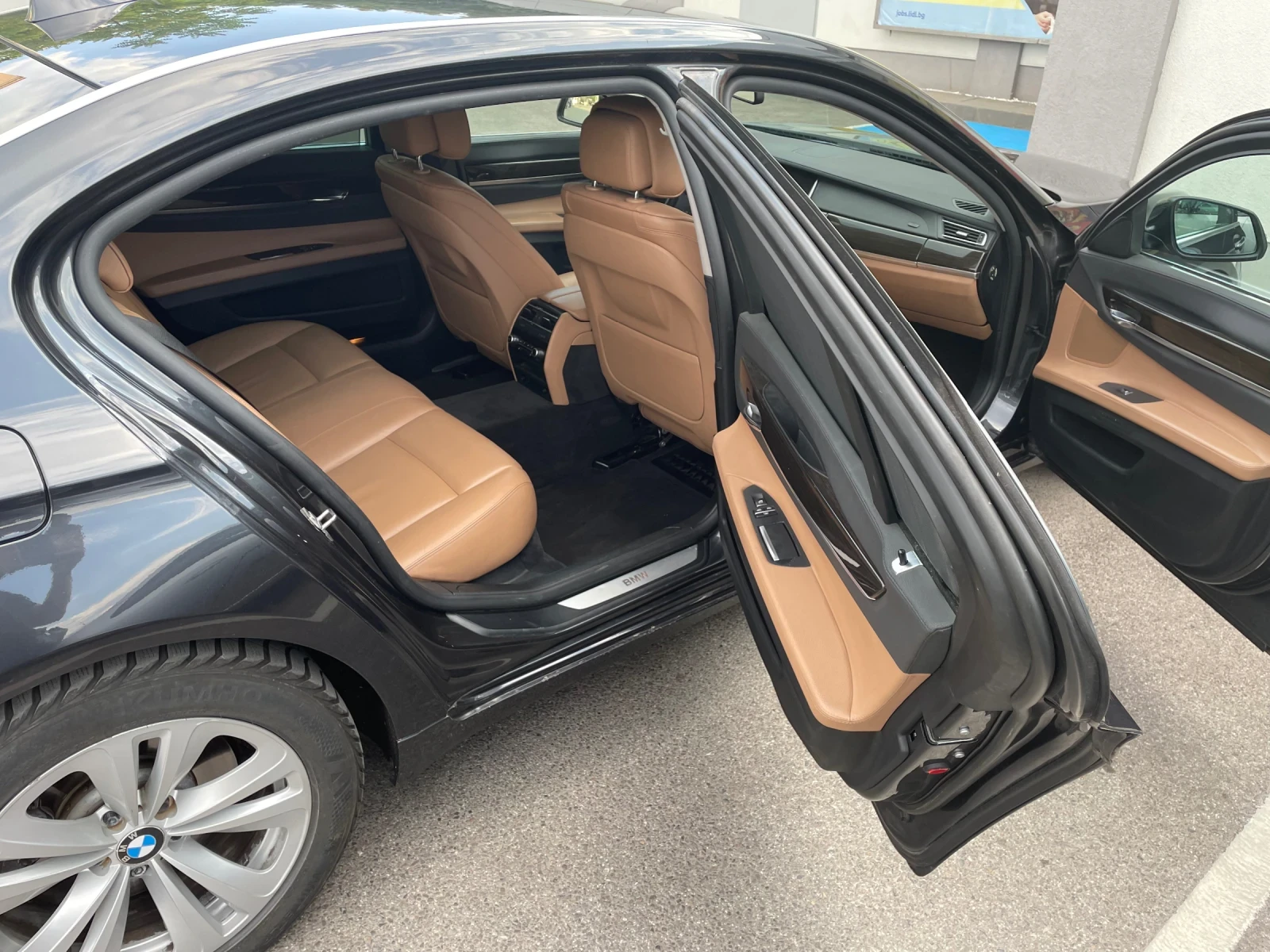 BMW 740 Li, снимка 9 - Автомобили и джипове - 54627341