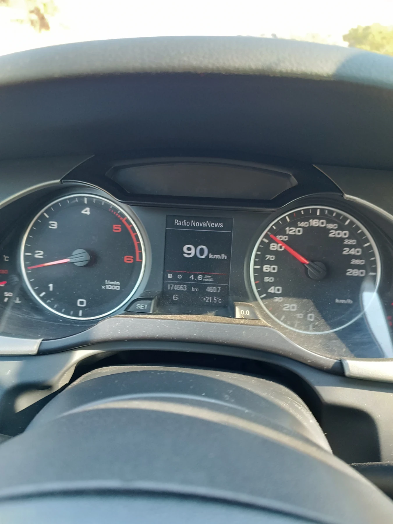Audi A4 B8, снимка 5 - Автомобили и джипове - 54974524