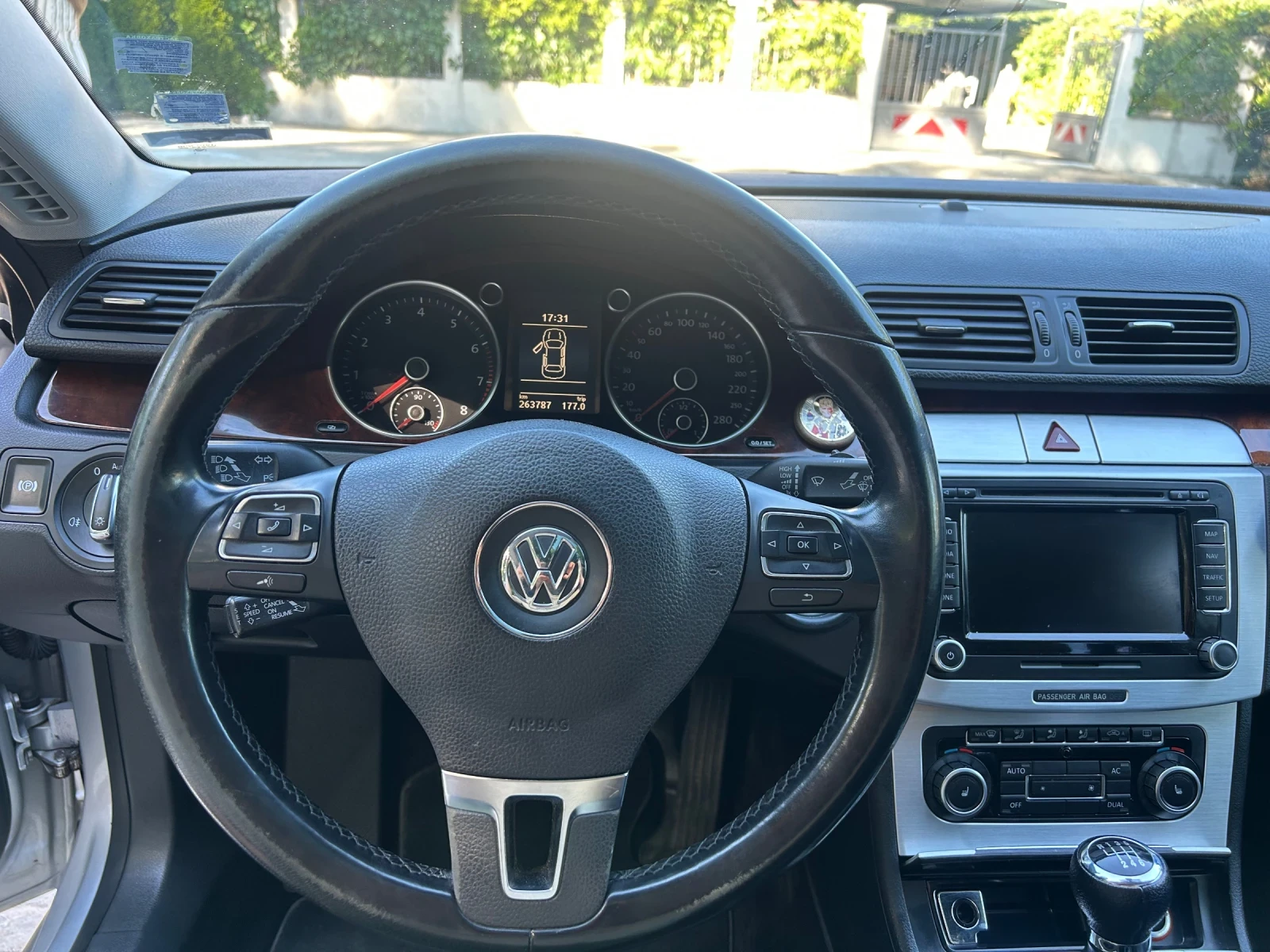 VW Passat Cc, снимка 7 - Автомобили и джипове - 55002740