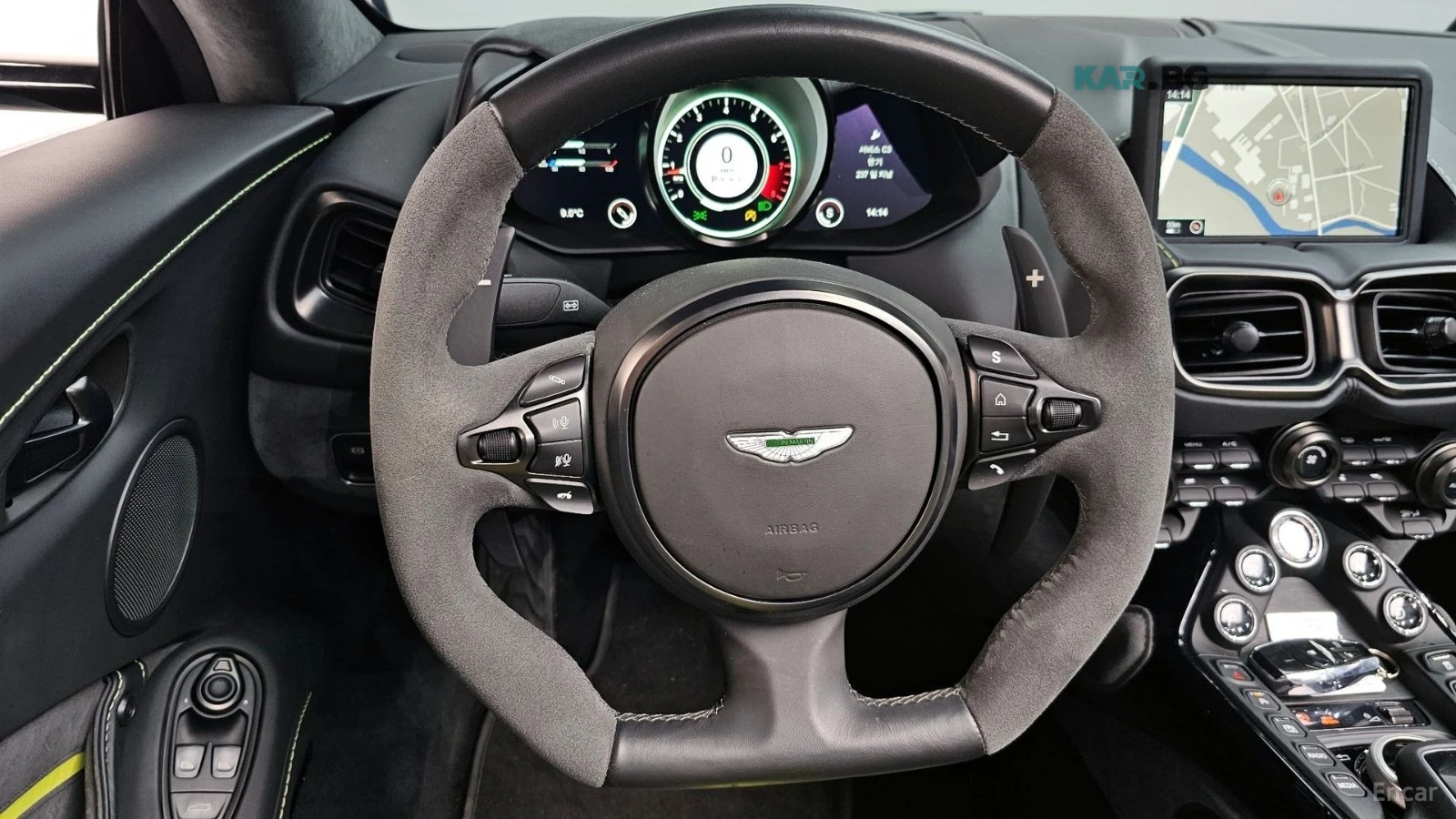 Aston Martin V8 Vantage F1 EDITION, снимка 13 - Автомобили и джипове - 55029938
