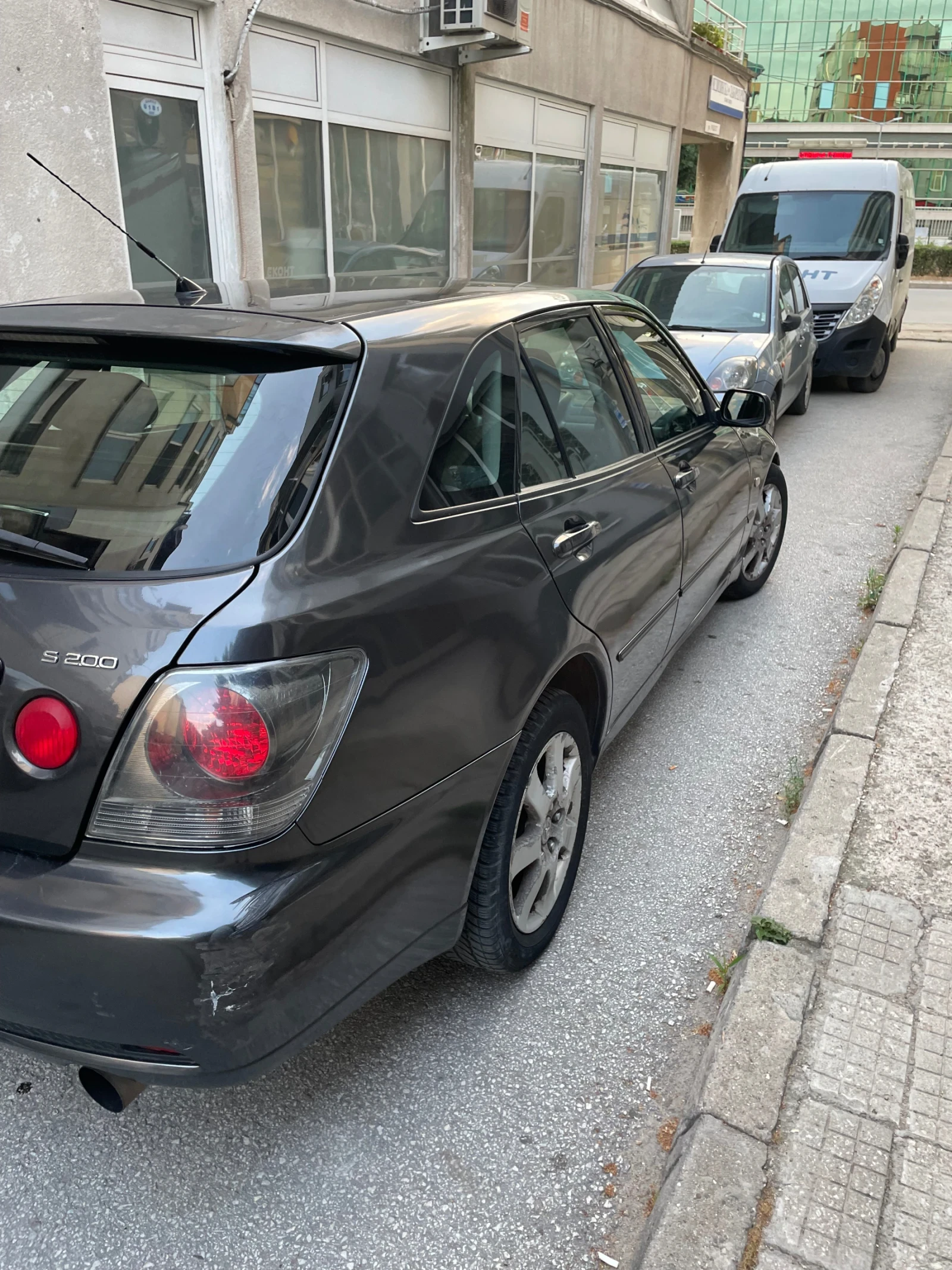 Lexus IS 200 2.0 sportcross | Mobile.bg � ����������� 3