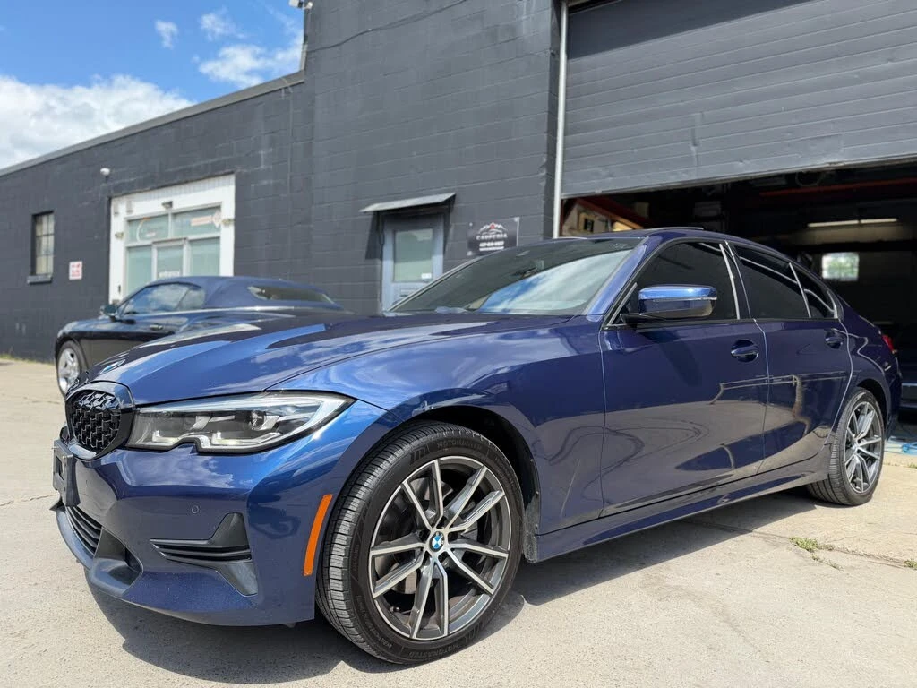 BMW 330 xDrive * АвтоКредит * (ЦЕНА ДО БГ), снимка 2 - Автомобили и джипове - 55545996