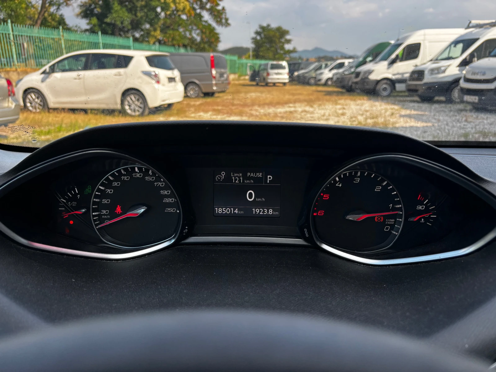 Peugeot 308 2.0 HDI NAVI AUTOMAT, снимка 10 - Автомобили и джипове - 55579457