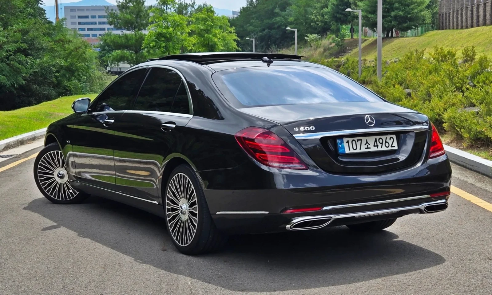 Mercedes-Benz S 600 LONG | REAR EXECUTIVE SEAT | REAR ENTERT. | FULL , снимка 2 - Автомобили и джипове - 55588864