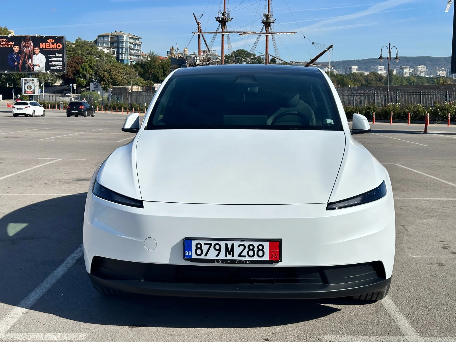 Tesla Model Y Juniper НОВА, снимка 4 - Автомобили и джипове - 56343414