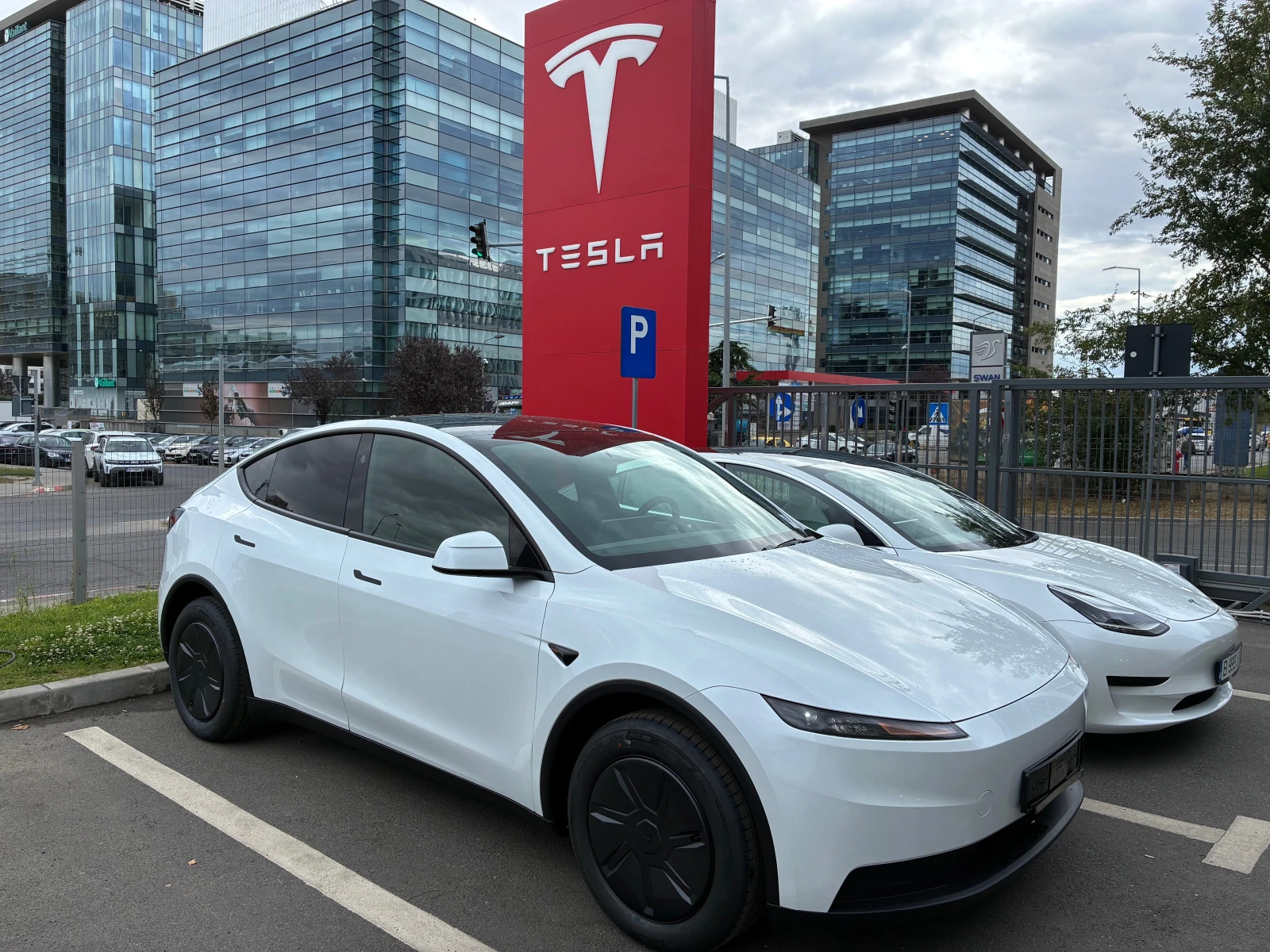 Tesla Model Y Juniper НОВА