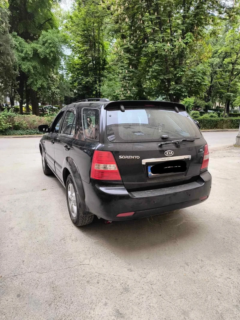 Kia Sorento 2.5 CRDI, снимка 5 - Автомобили и джипове - 47613008