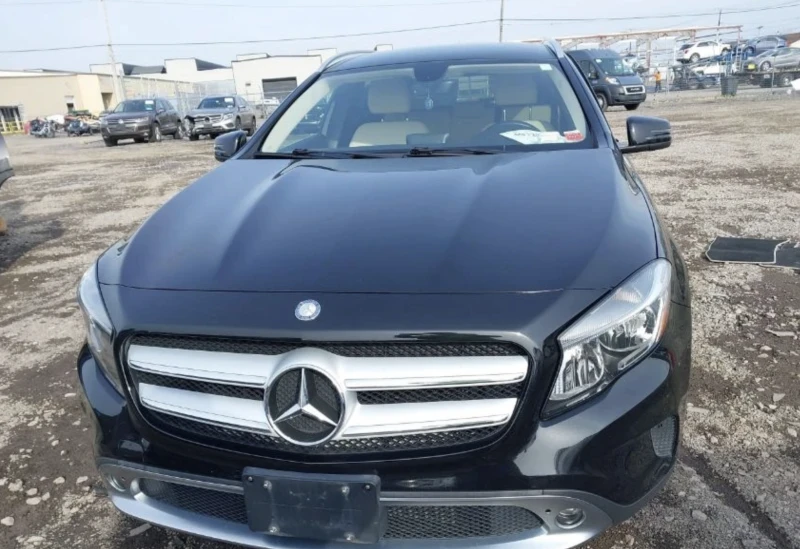 Mercedes-Benz GLA 250, снимка 3 - Автомобили и джипове - 48291185