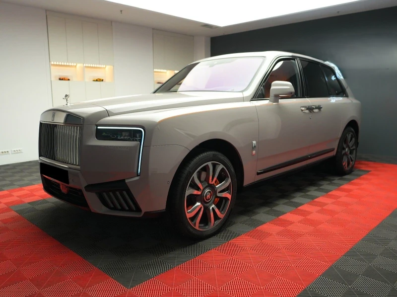 Rolls-Royce Cullinan SERIES II/ FACELIFT/ BESPOKE/ 4-SEATS/ STARLIGHT/, снимка 3 - Автомобили и джипове - 49128236