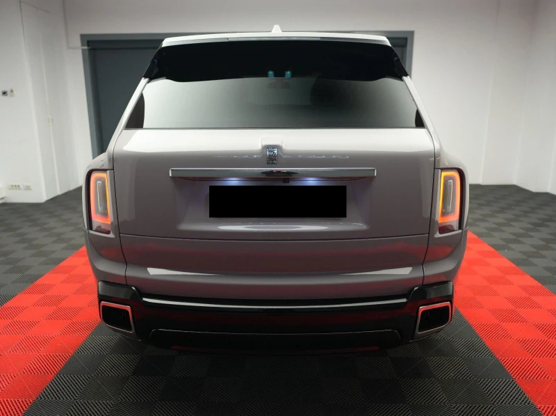 Rolls-Royce Cullinan SERIES II/ FACELIFT/ BESPOKE/ 4-SEATS/ STARLIGHT/, снимка 5 - Автомобили и джипове - 49128236