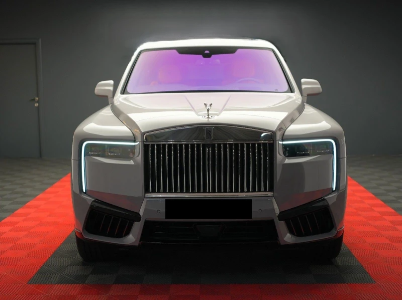 Rolls-Royce Cullinan SERIES II/ FACELIFT/ BESPOKE/ 4-SEATS/ STARLIGHT/, снимка 2 - Автомобили и джипове - 49128236