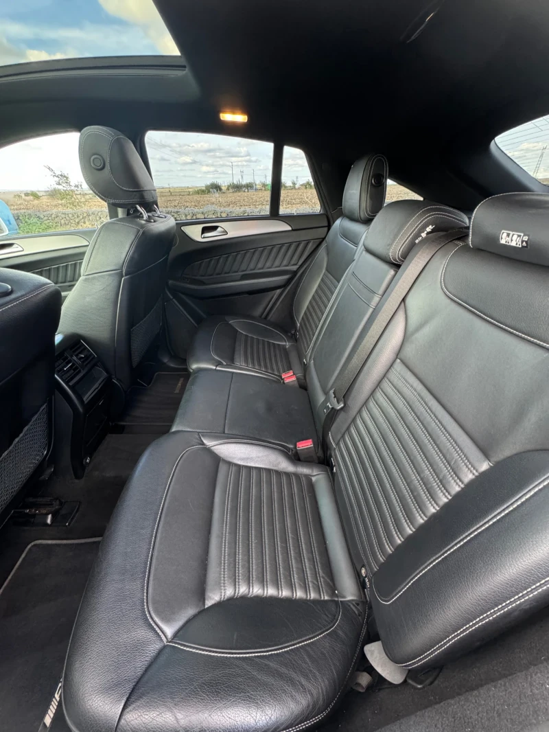 Mercedes-Benz GLE 350 Gle 3.5 AMG, снимка 14 - Автомобили и джипове - 52429787