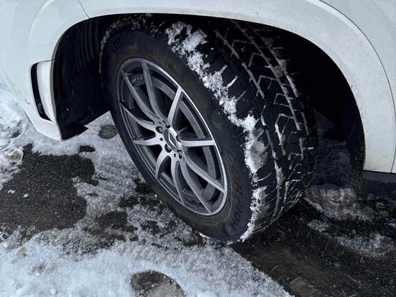 Mercedes-Benz GLS * 450 * CARFAX * БЕЗ ПЪРВОНАЧАЛНА ВНОСКА, снимка 7 - Автомобили и джипове - 53031346