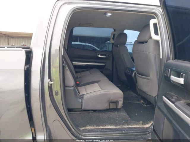 Toyota Tundra SR5 - изображение 8