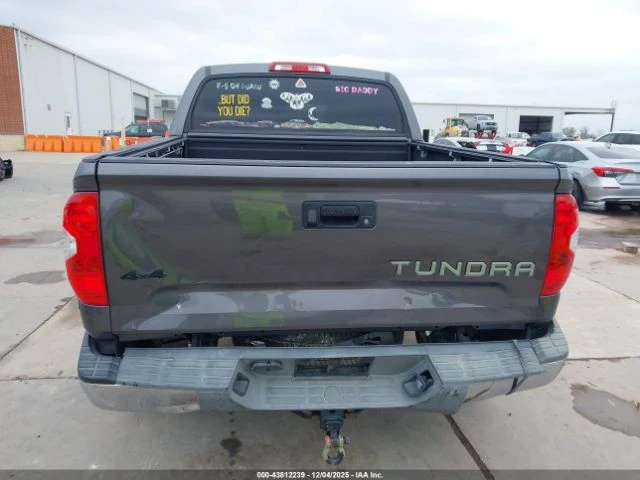 Toyota Tundra SR5, снимка 16 - Автомобили и джипове - 53371528