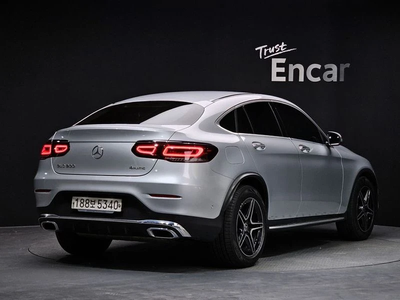 Mercedes-Benz GLC GCL300 4MATIC Coupe| 258к.с.| ВКЛ.ТЕХНОТЕСТ, снимка 2 - Автомобили и джипове - 55663618