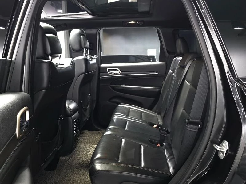 Jeep Cherokee 3.6 Limited| 286к.с.| ВКЛ.ТЕХНОТЕСТ, снимка 12 - Автомобили и джипове - 55700281