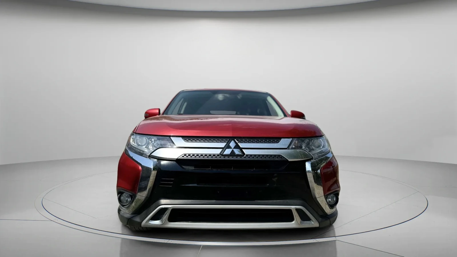 Mitsubishi Outlander - [1] 