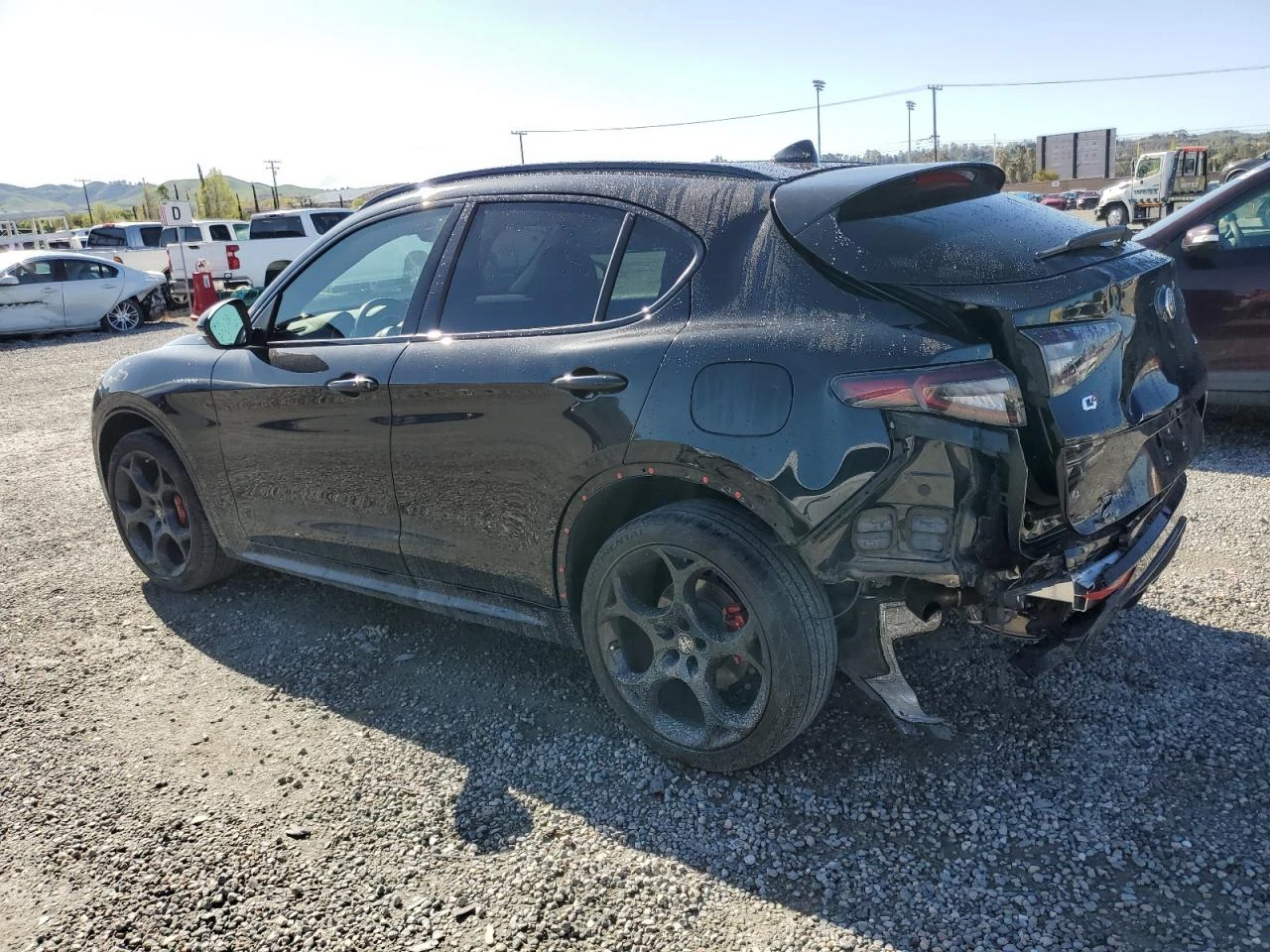 Alfa Romeo Stelvio Ti 280кс * Възможност за Лизинг*  - изображение 3