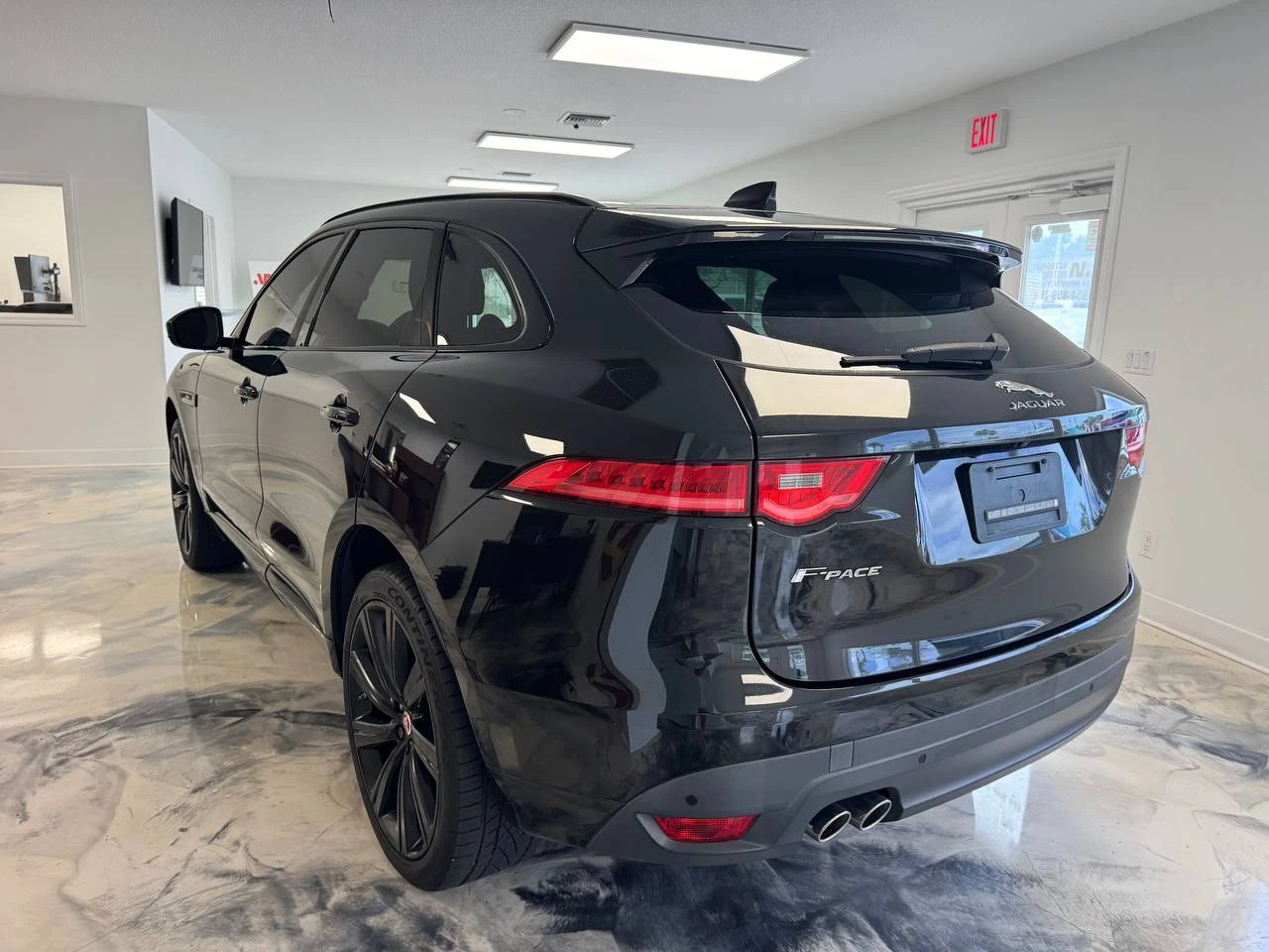 Jaguar F-PACE R-Sport - изображение 4