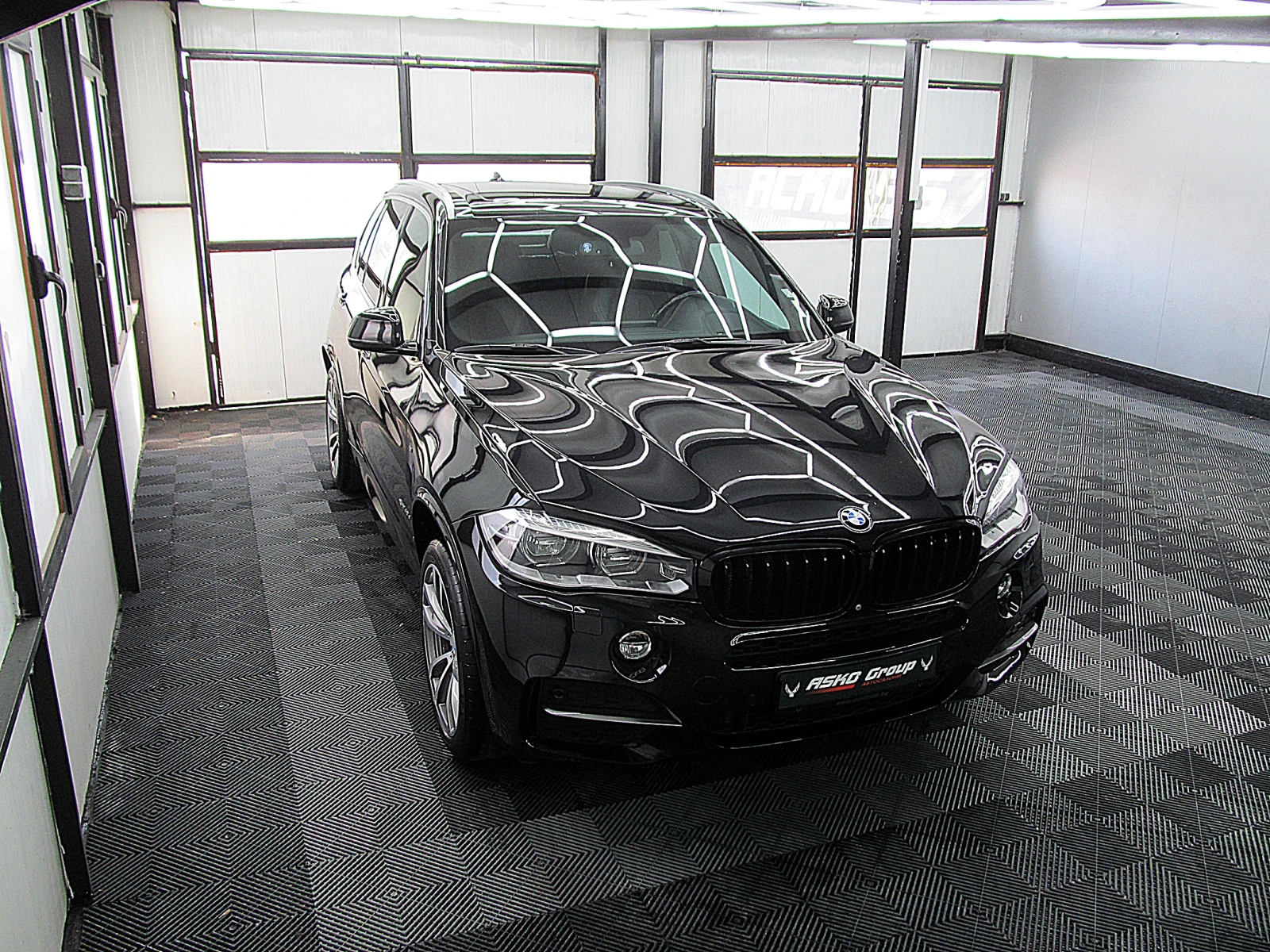 BMW X5 4.0D/M-PAKET/PANORAMA/2xTV/ВАКУМ - изображение 7