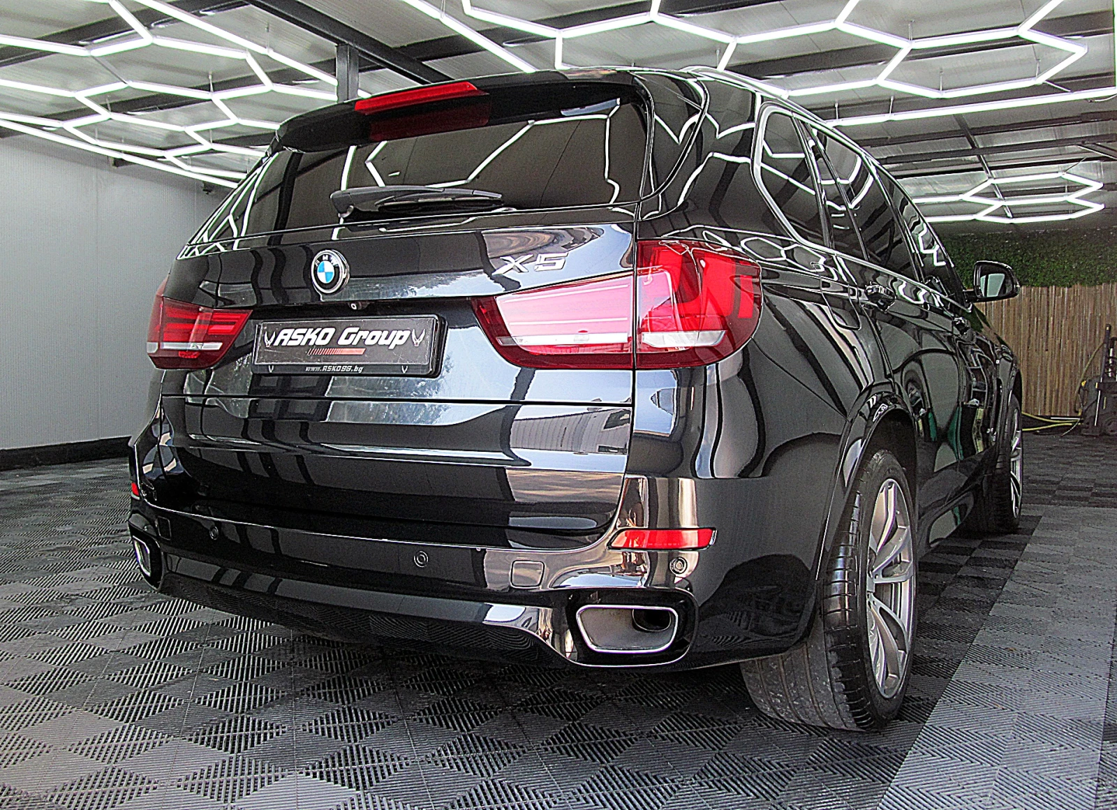 BMW X5 4.0D/M-PAKET/PANORAMA/2xTV/ВАКУМ - изображение 6
