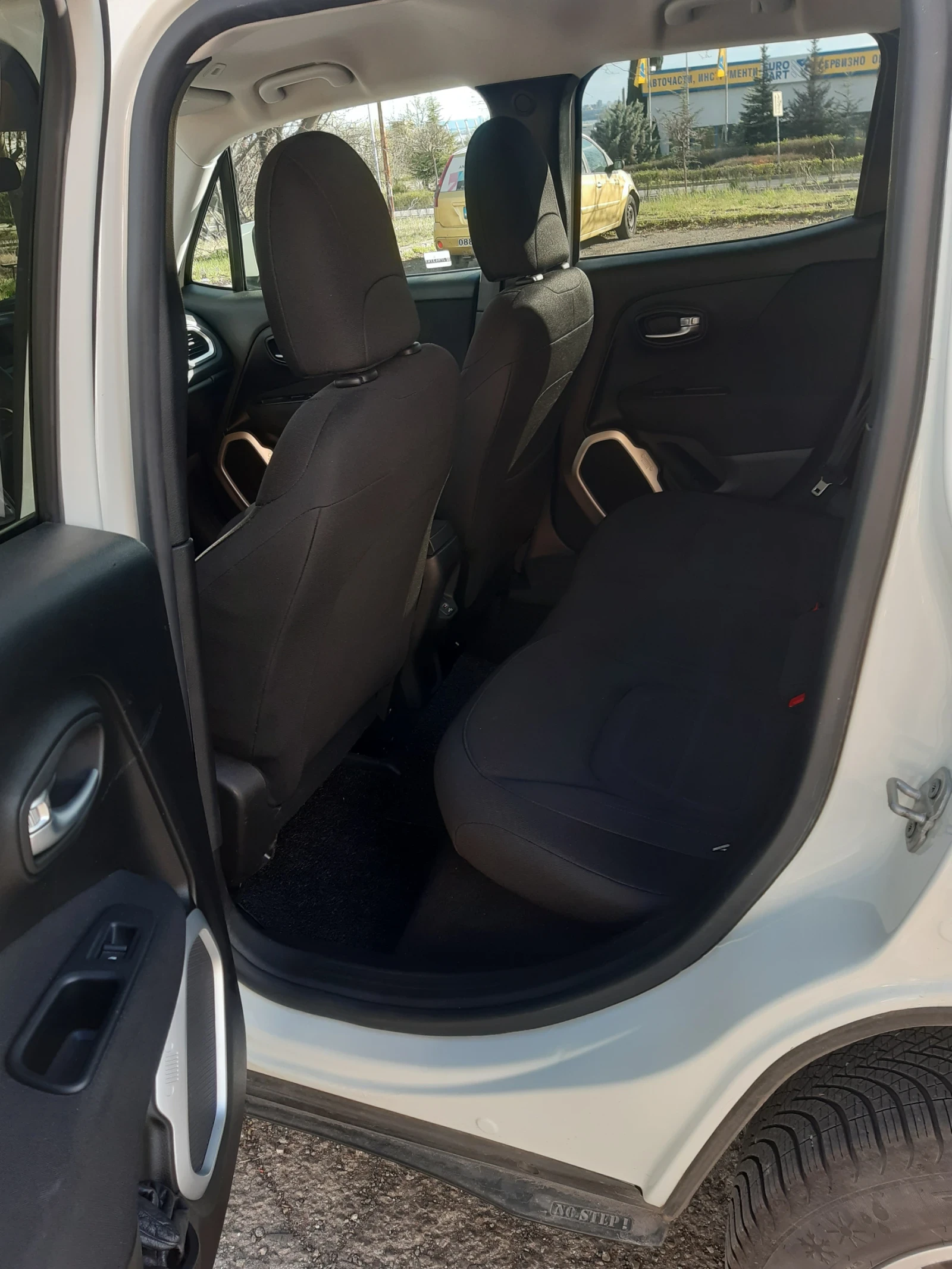 Jeep Renegade Latitude - изображение 5