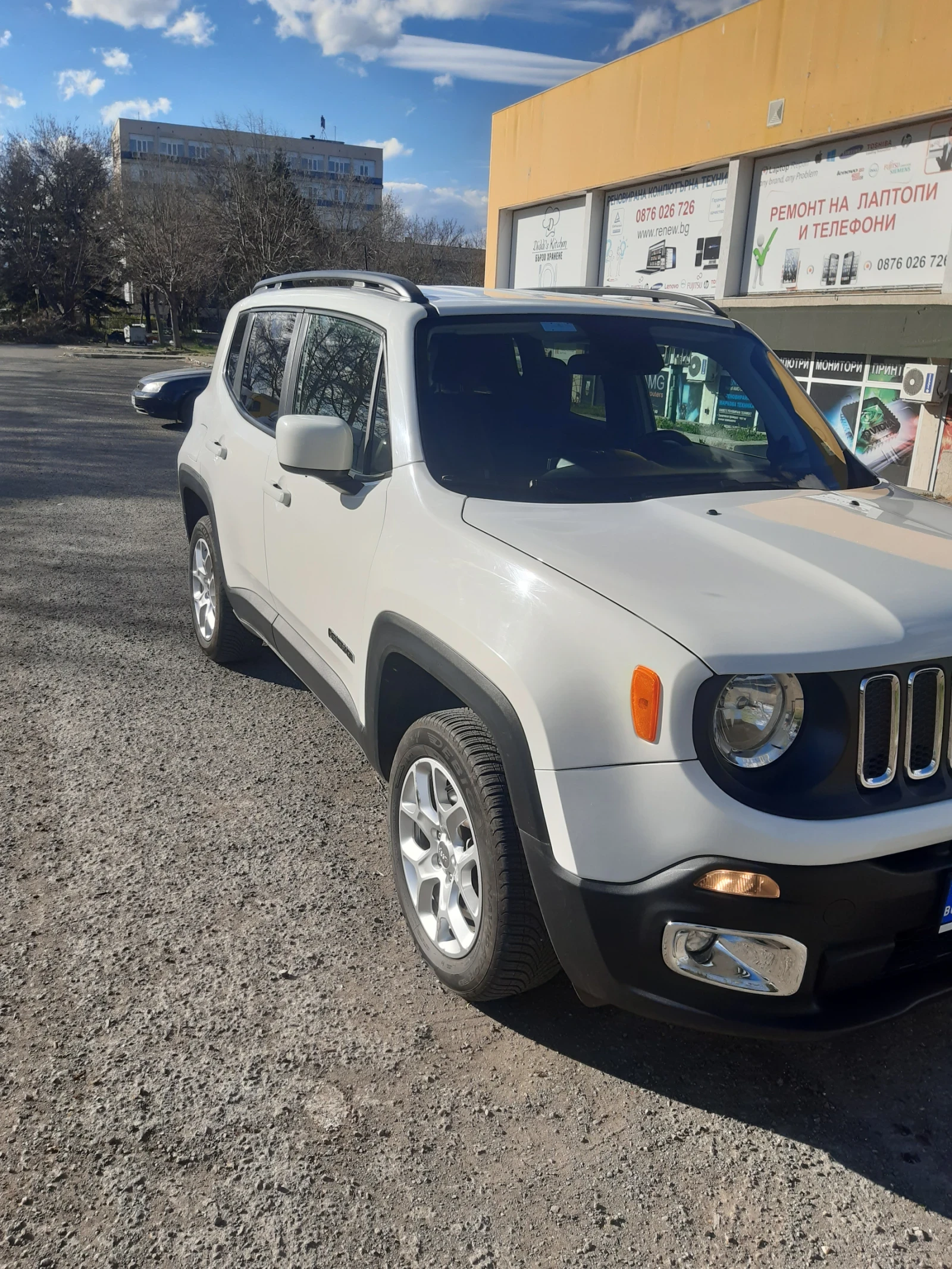 Jeep Renegade Latitude - изображение 7