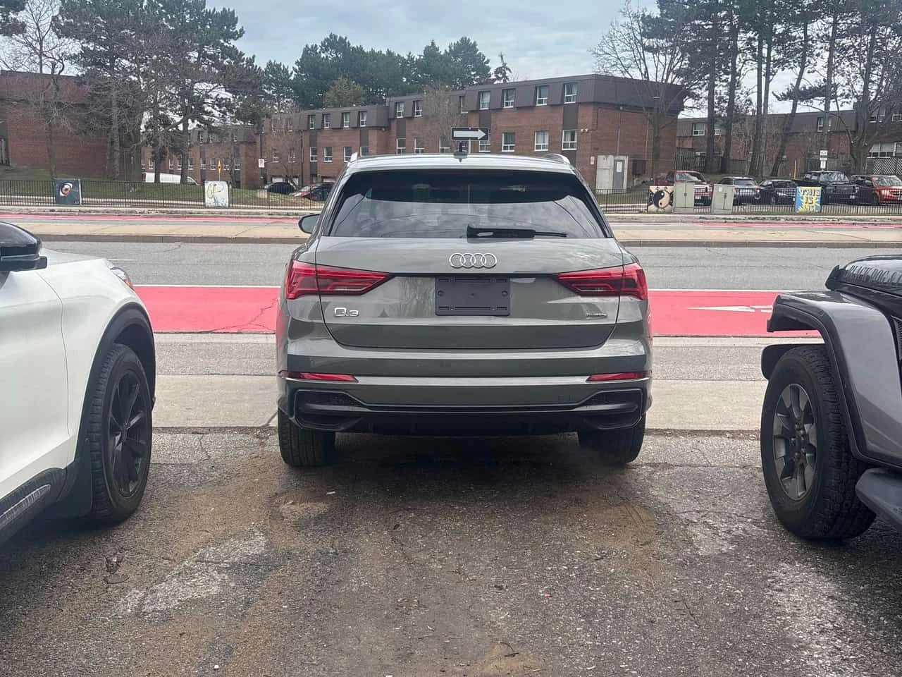 Audi Q3 * Progressiv * CARFAX * Дистроник * Подгрев * , снимка 4 - Автомобили и джипове - 54209719