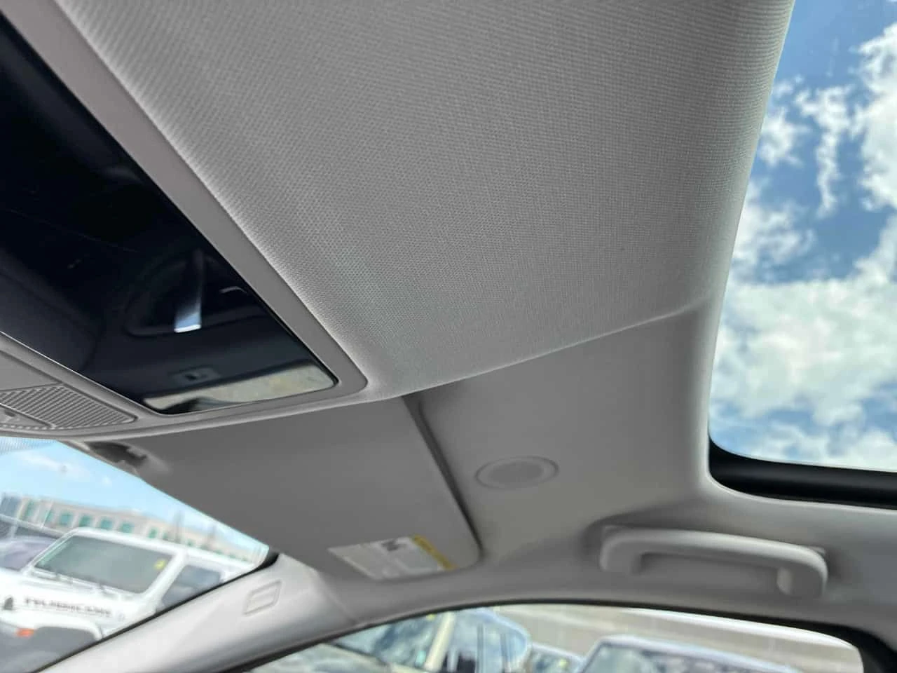 Land Rover Discovery Sport * SE * 2 �����* �������* KEYLESS* PANO*  | Mobile.bg � ����������� 15