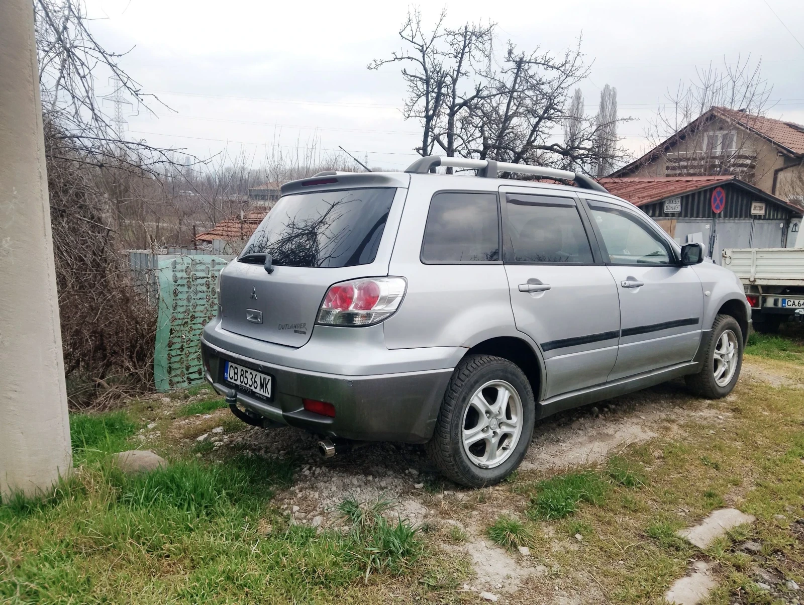 Mitsubishi Outlander 2.4 4x4 ГАЗ Бартер, снимка 5 - Автомобили и джипове - 54371346