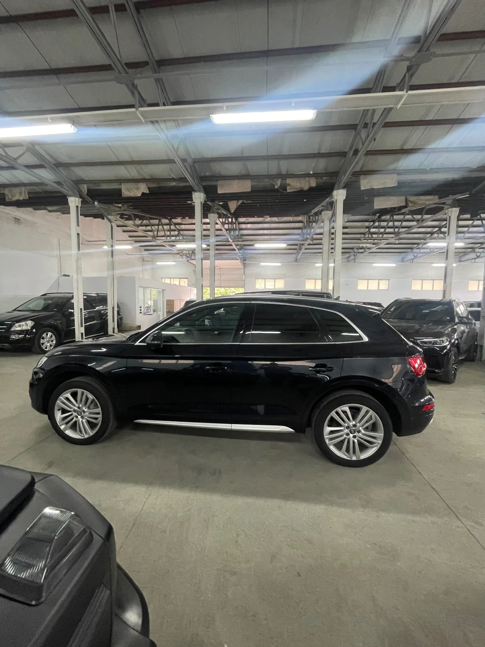 Audi Q5 B&O/head-up/360/Distr/Обдух/панор/подгр/keyless/FU, снимка 8 - Автомобили и джипове - 55041954